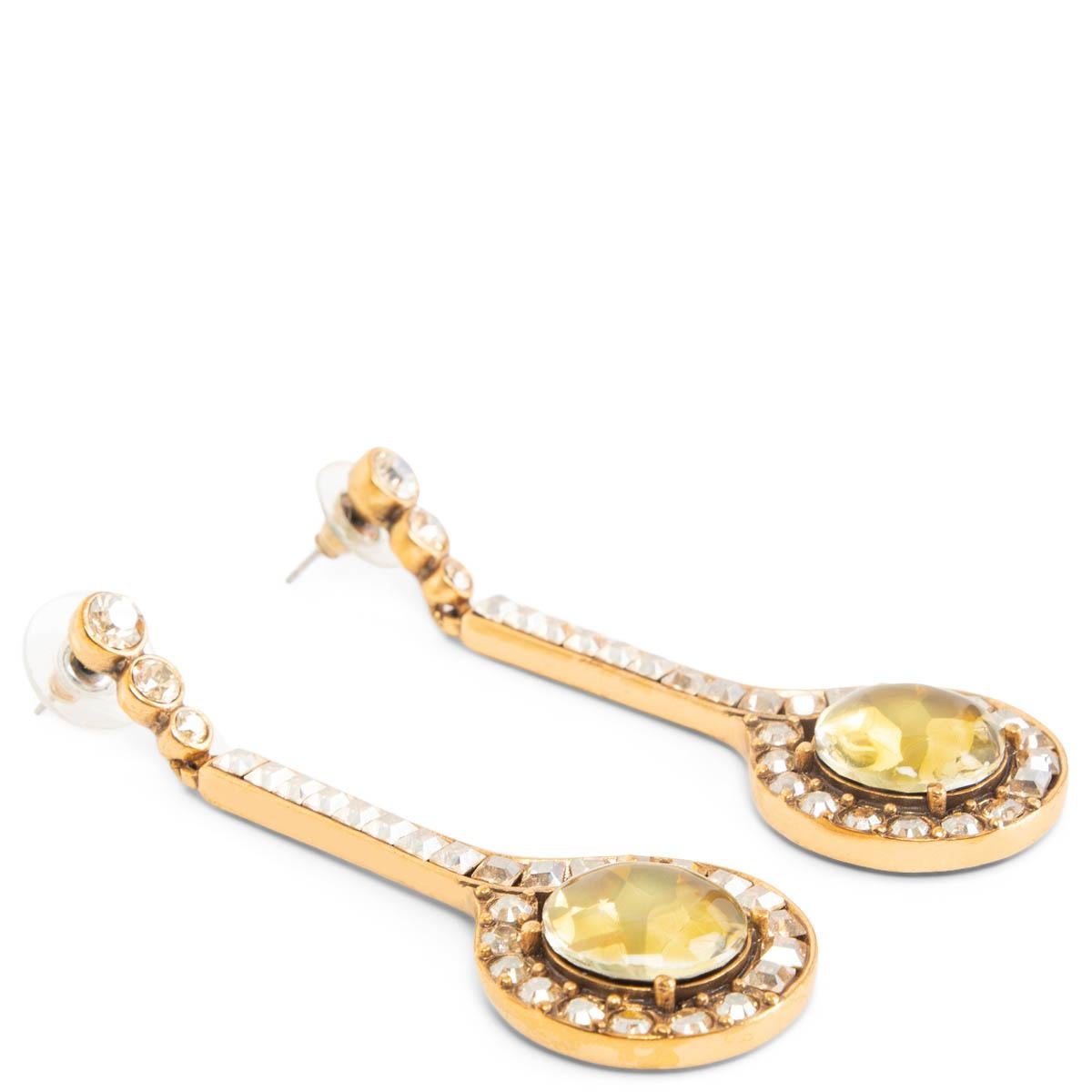 100% authentic Oscar De La Renta drop earrings embellished with crystals and edged in gold-tone brass. Have been worn and are in excellent condition. 

Measurements
Width	2.5cm (1in)
Length	7cm (2.7in)
Hardware	Gold-Tone

All our listings include