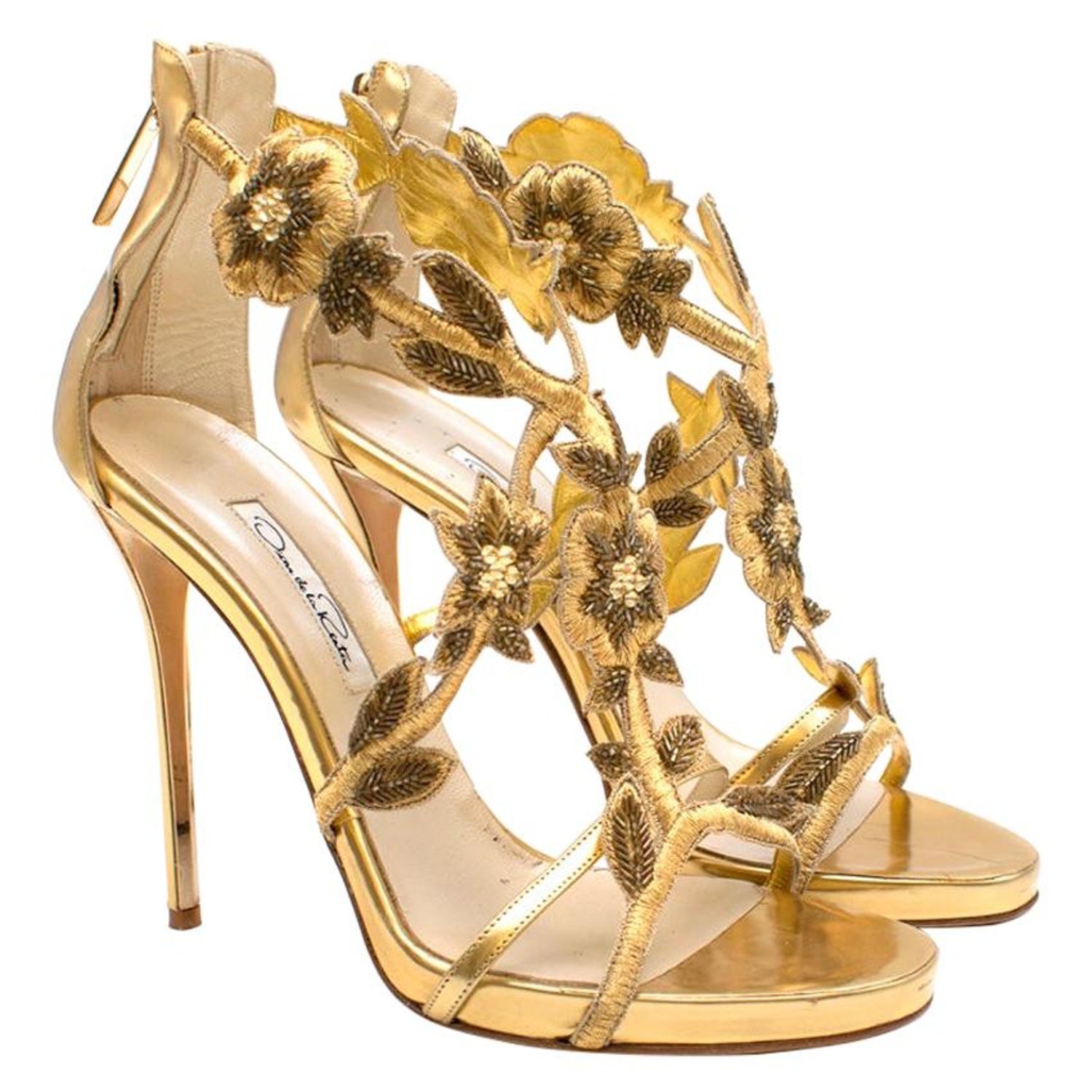 Oscar de la Renta Gold Embellished Heels 40 at 1stDibs | oscar de la renta  heels, adrienne vittadini wedges