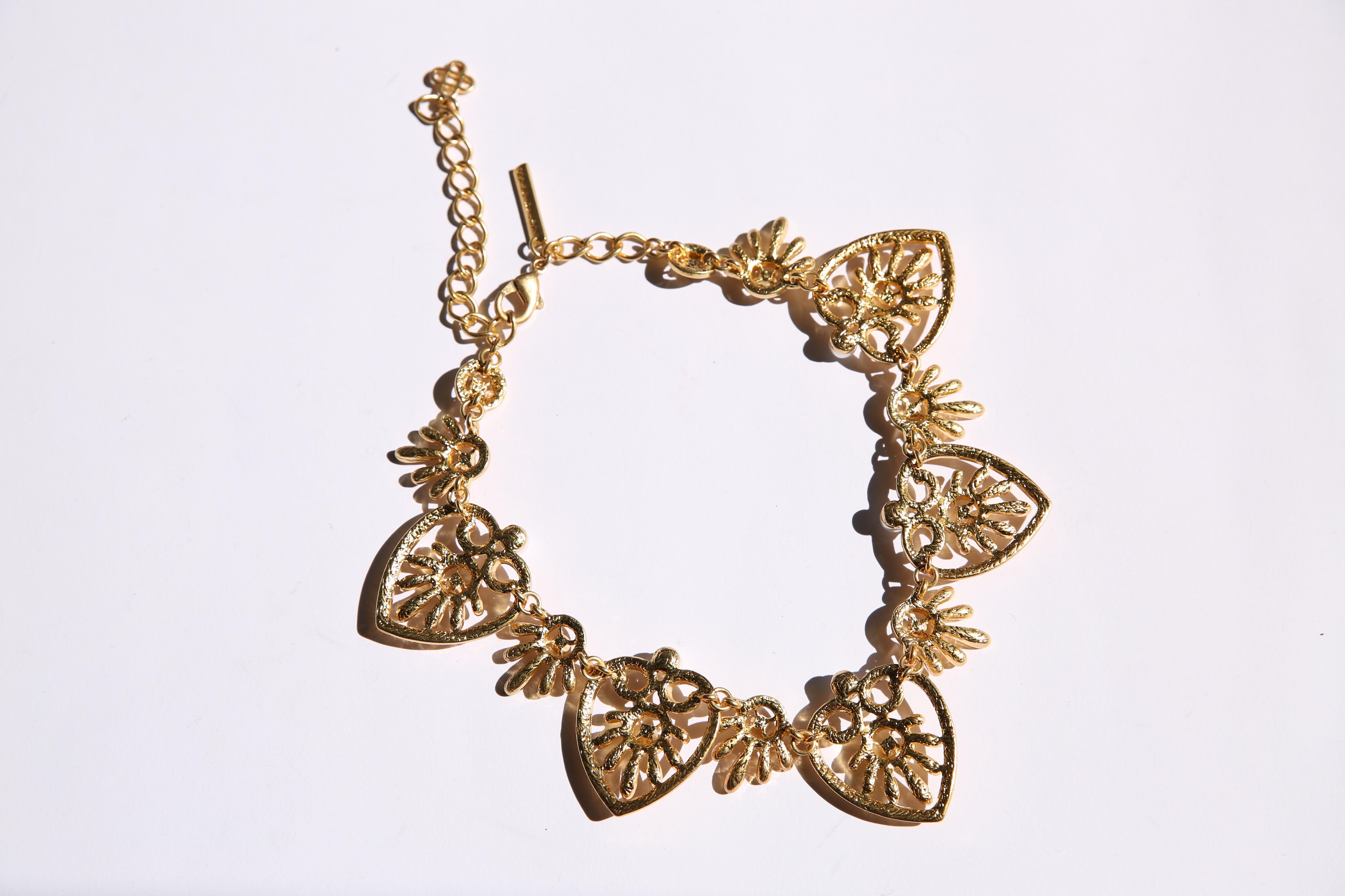 Oscar de la Renta gold heart pink crystal pearl chain choker necklace  1