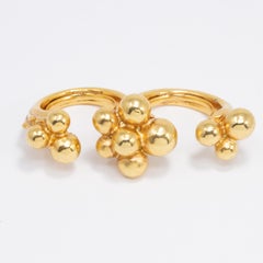 Oscar De La Renta Anillo Dos Dedos Flor Mimosa Oro, Contemporáneo