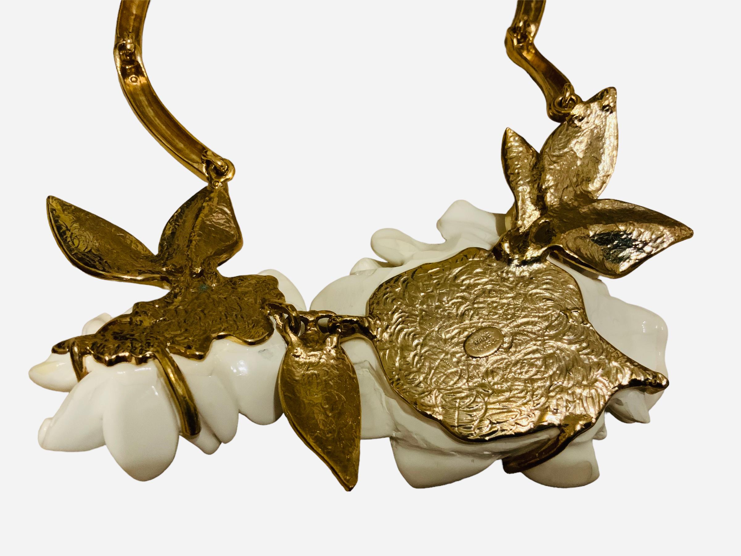 Women's Oscar De La Renta Gold Plated Camellia Flowers Necklace For Sale