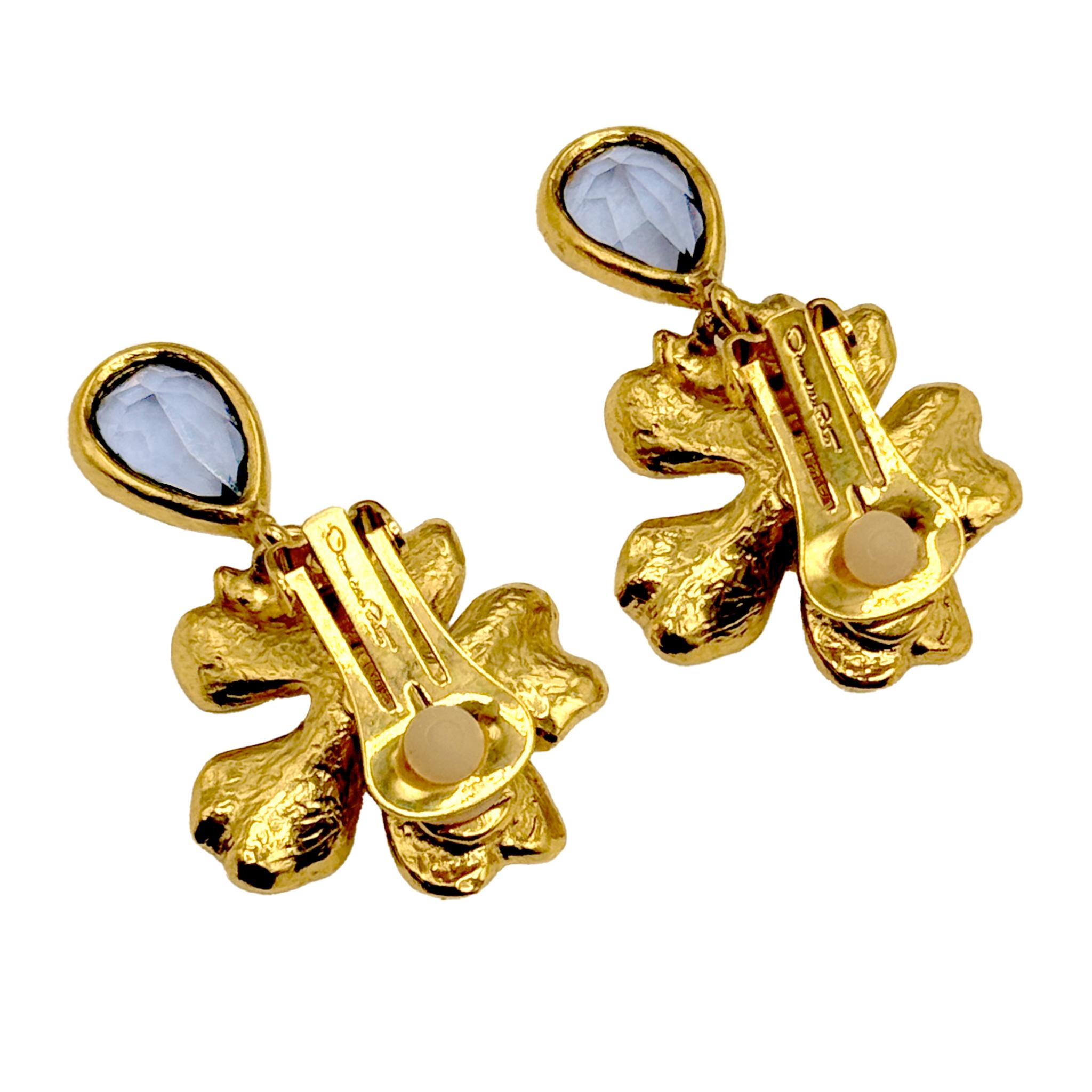 Oscar de la Renta Gold-Plated Dogwood Flower Clip Earrings with Crystal Teardrop For Sale 5