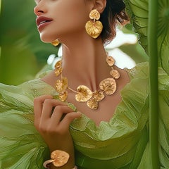 Oscar De La Renta Gold Plated Lily Pad Leaf Statement Necklace Adjustable