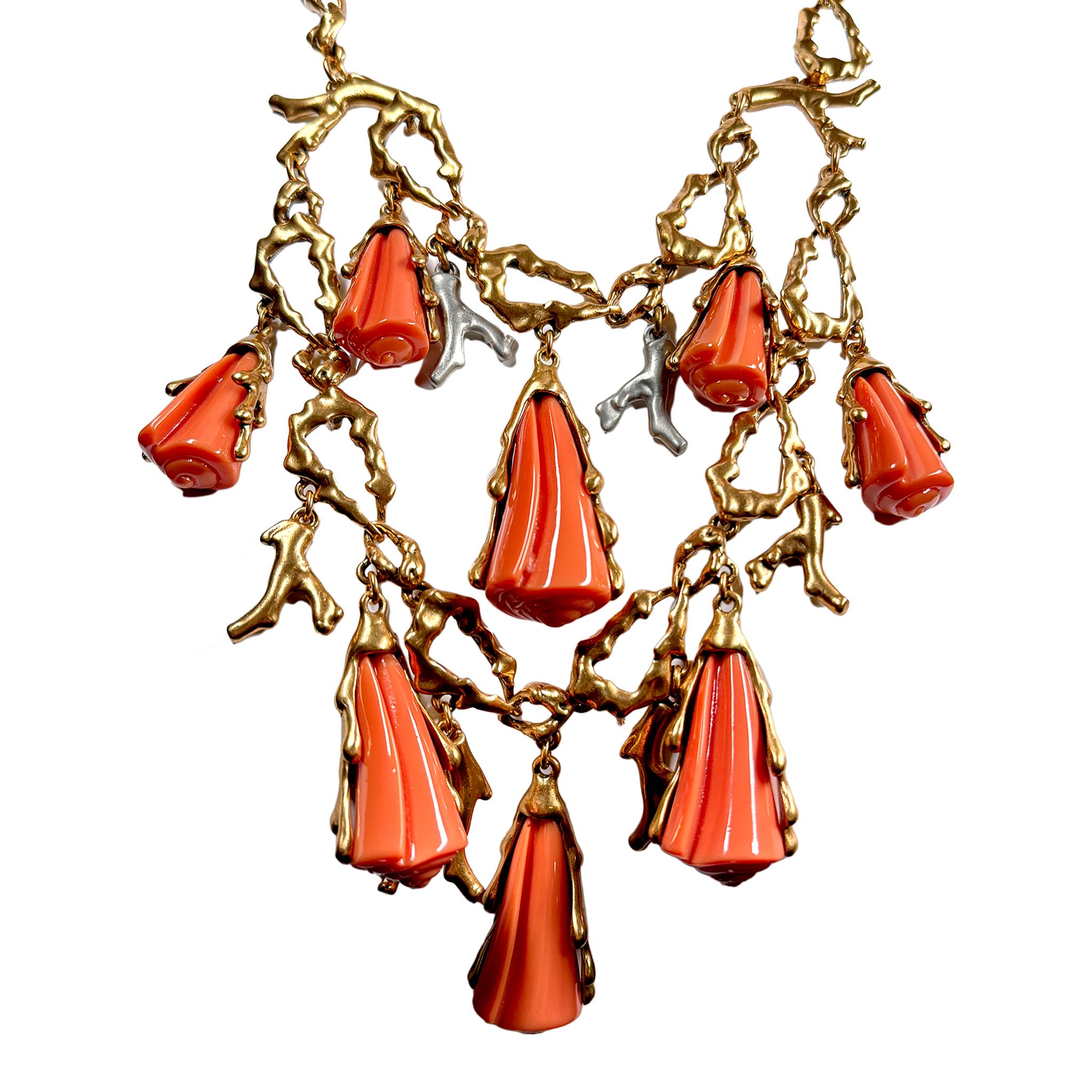 Women's Oscar de la Renta Gold-Plated Shell Bib Necklace with Coral Enamel Resin Charms For Sale