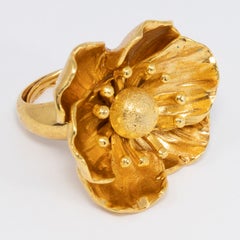 Oscar de la Renta Gold Poppy Flower Cocktail Statement Ring, Contemporary