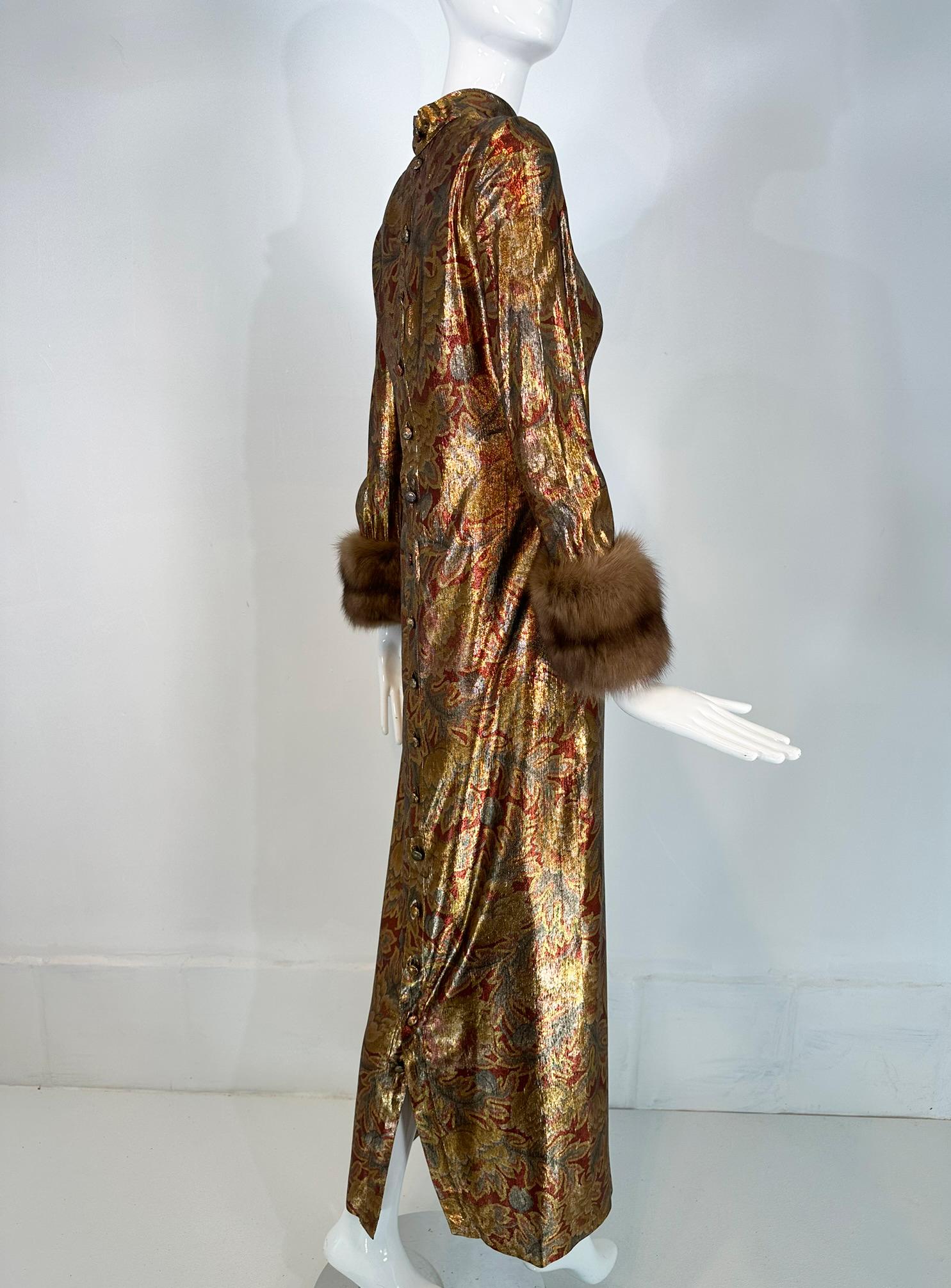 Oscar de la Renta Gold Silk Lame Evening Gown Button Back Sable Cuffs 1990s 4 6