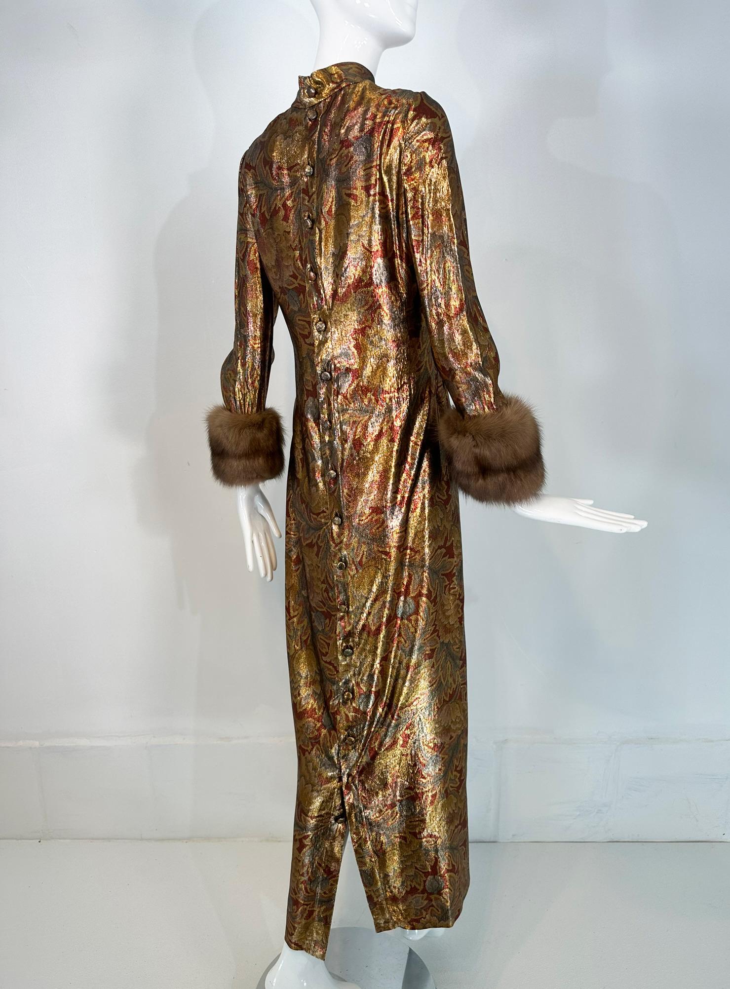 Oscar de la Renta Gold Silk Lame Evening Gown Button Back Sable Cuffs 1990s 4 5