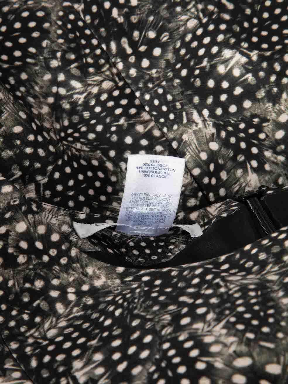 Oscar de la Renta - Robe grise à imprimé plumes, taille 4XL Excellent état - En vente à London, GB