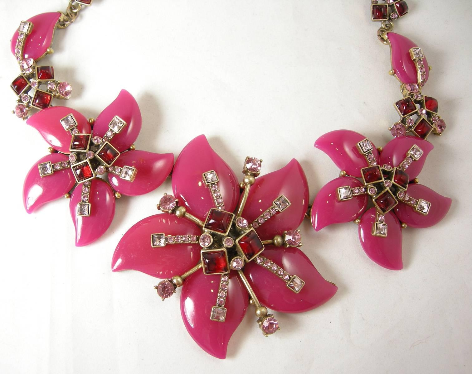 Oscar de la Renta Hot Pink Floral Necklace In Excellent Condition In New York, NY