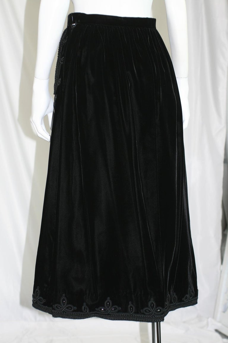Oscar de la Renta Hussar Style Velvet Skirt For Sale at 1stDibs
