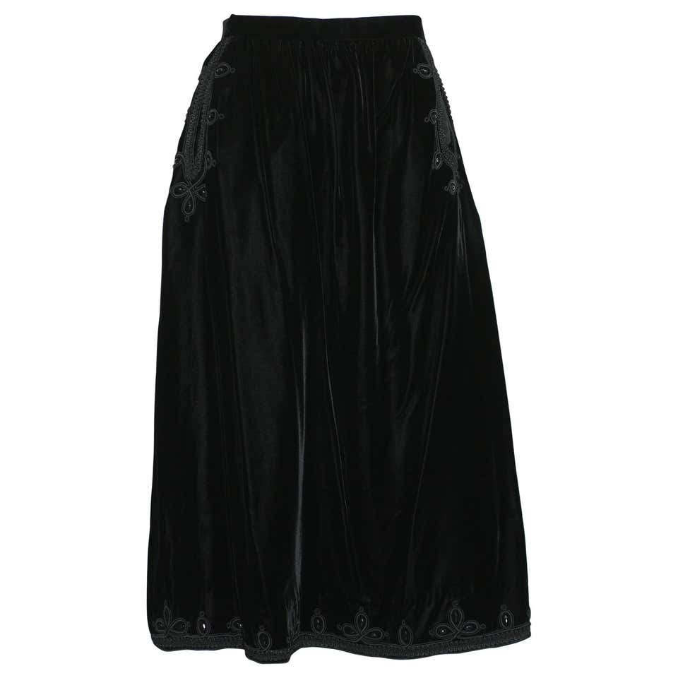 French Sequin Trimmed Hostess Skirt For Sale at 1stDibs