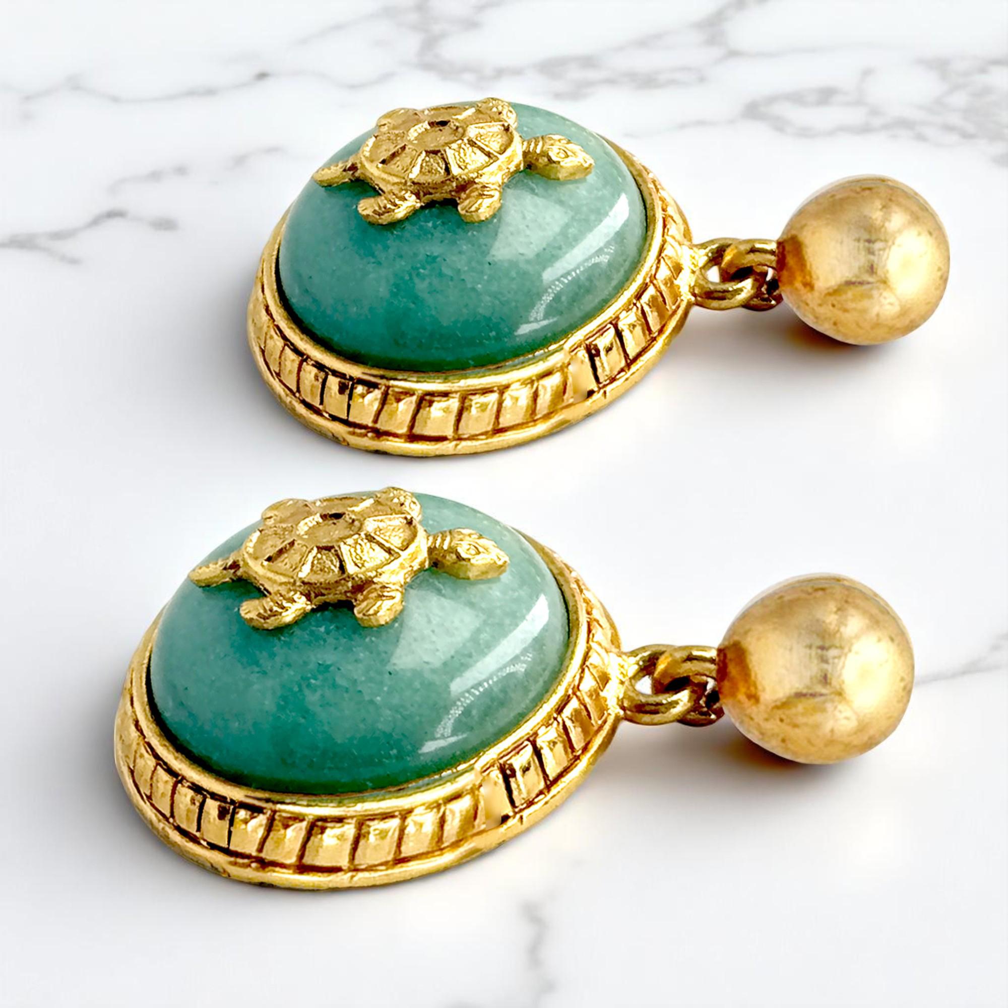 Oscar De La Renta Luxury Gold Jade Tortoise Designer Drop Earrings Vintage For Sale 1