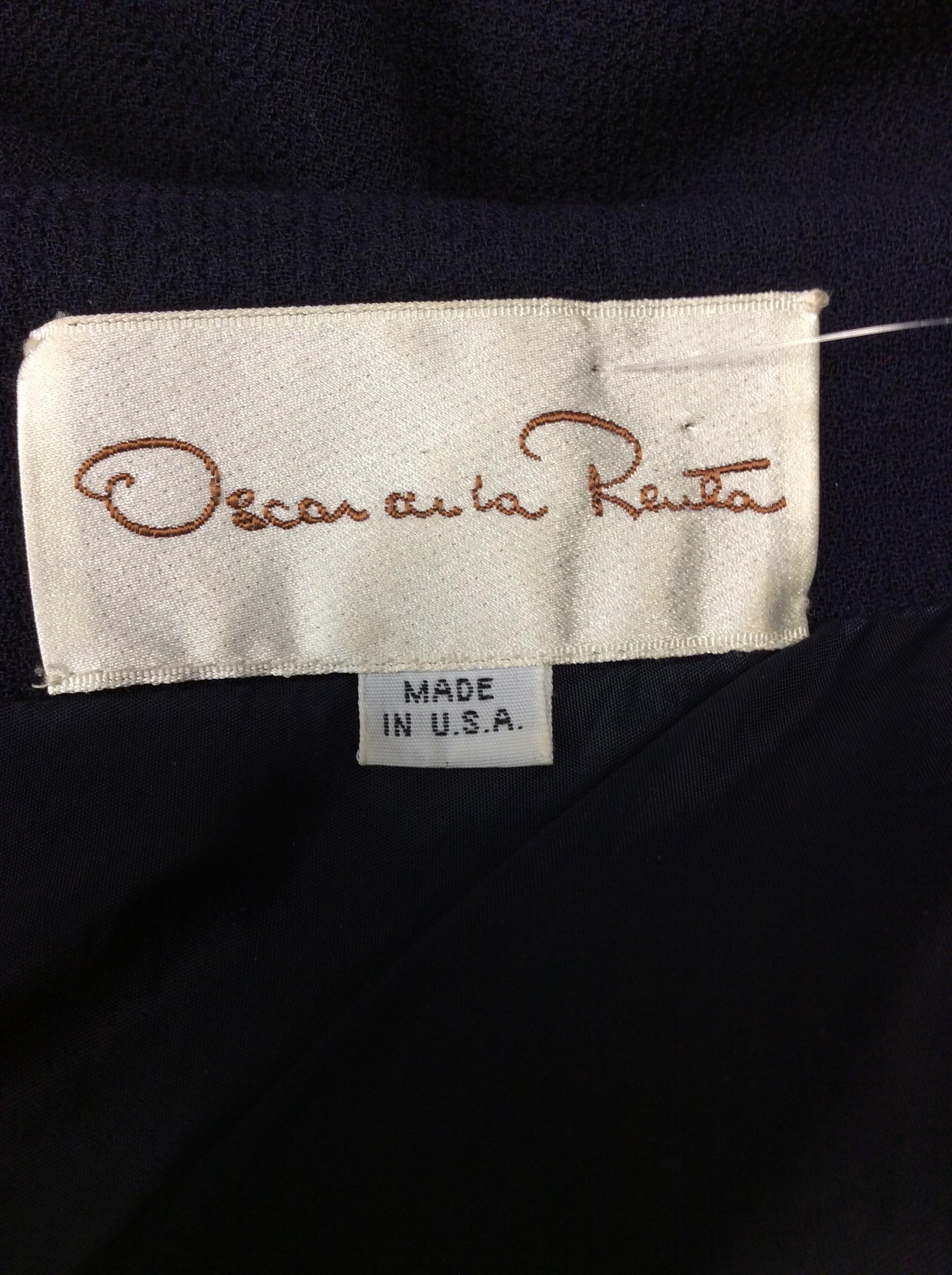 Oscar de la Renta Navy Blue Ruffle Gown For Sale 2