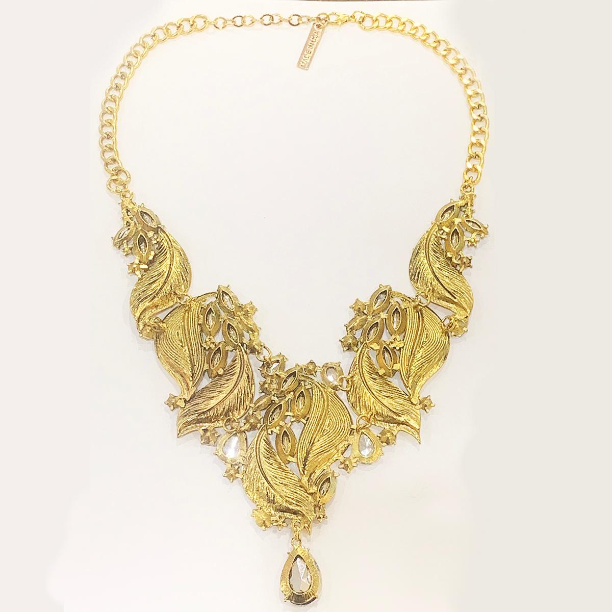 Oscar De La Renta Necklace with gilt leaves and white mirror diamantes In New Condition For Sale In Daylesford, Victoria