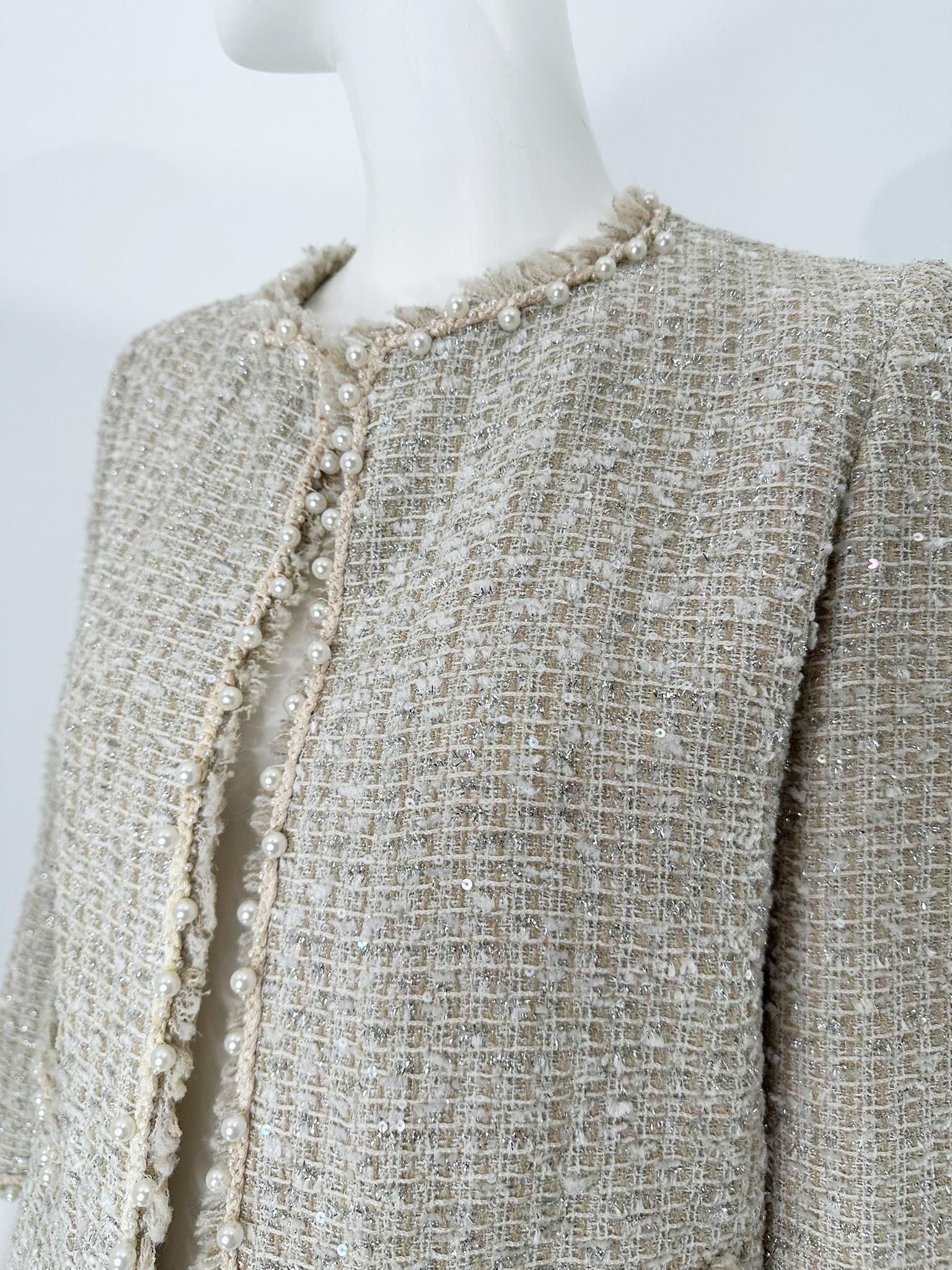 Oscar De La Renta Set di gonne in tweed con paillettes e perle, indossato in passerella in vendita 8