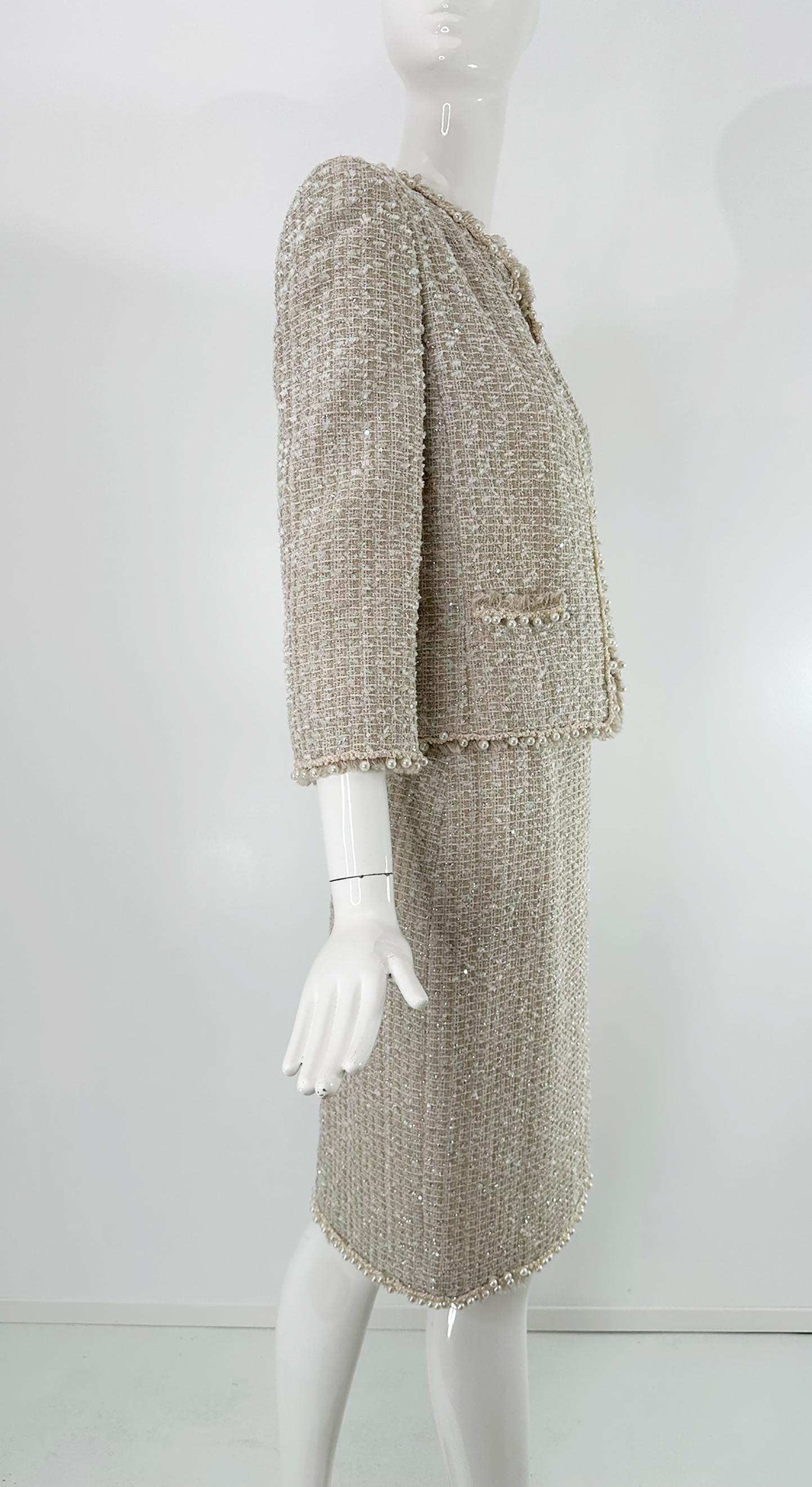 Oscar De La Renta Set di gonne in tweed con paillettes e perle, indossato in passerella In condizioni buone in vendita a West Palm Beach, FL