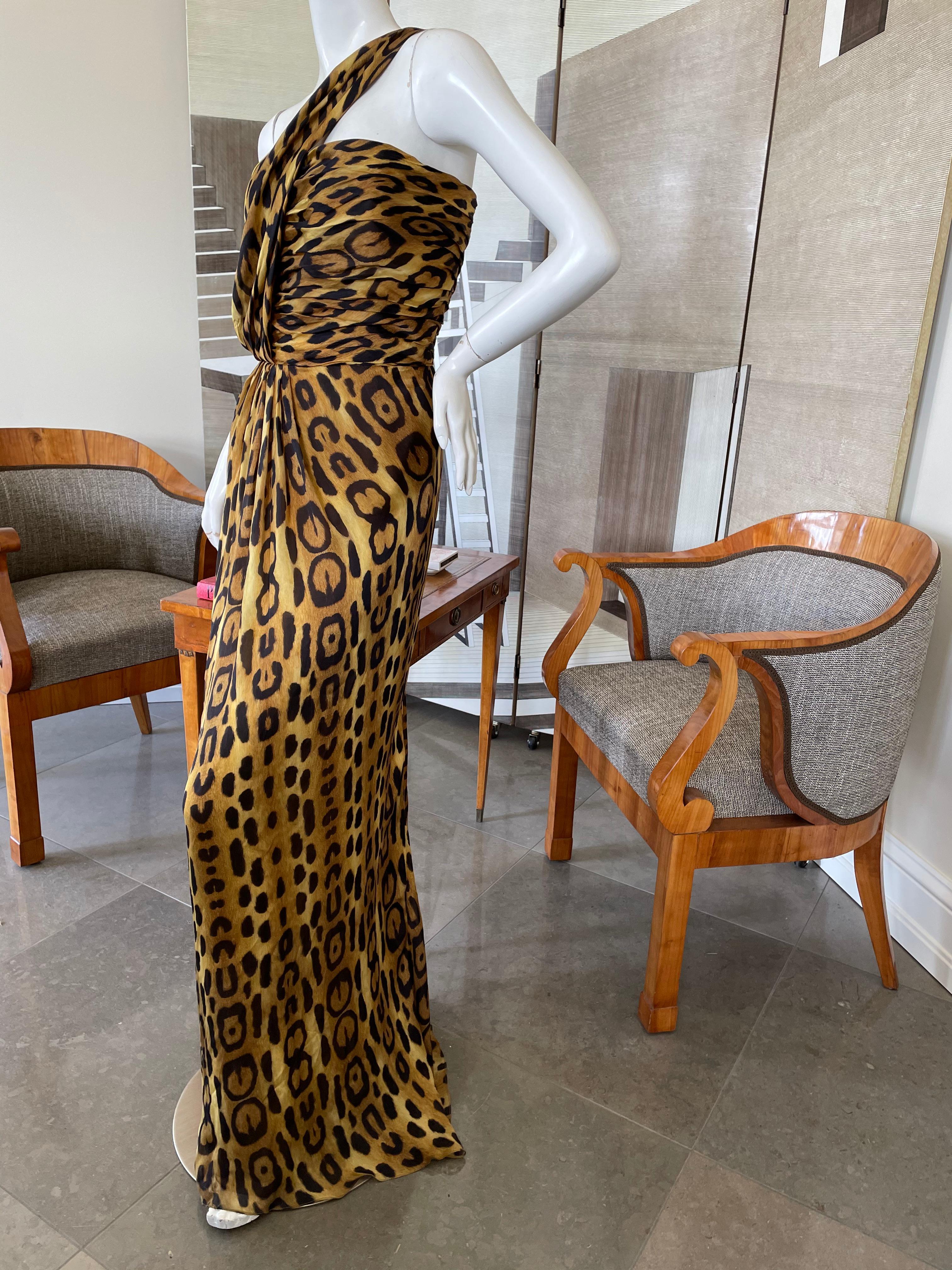 Oscar de la Renta One Shoulder Silk Leopard Print Evening Dress In Excellent Condition For Sale In Cloverdale, CA