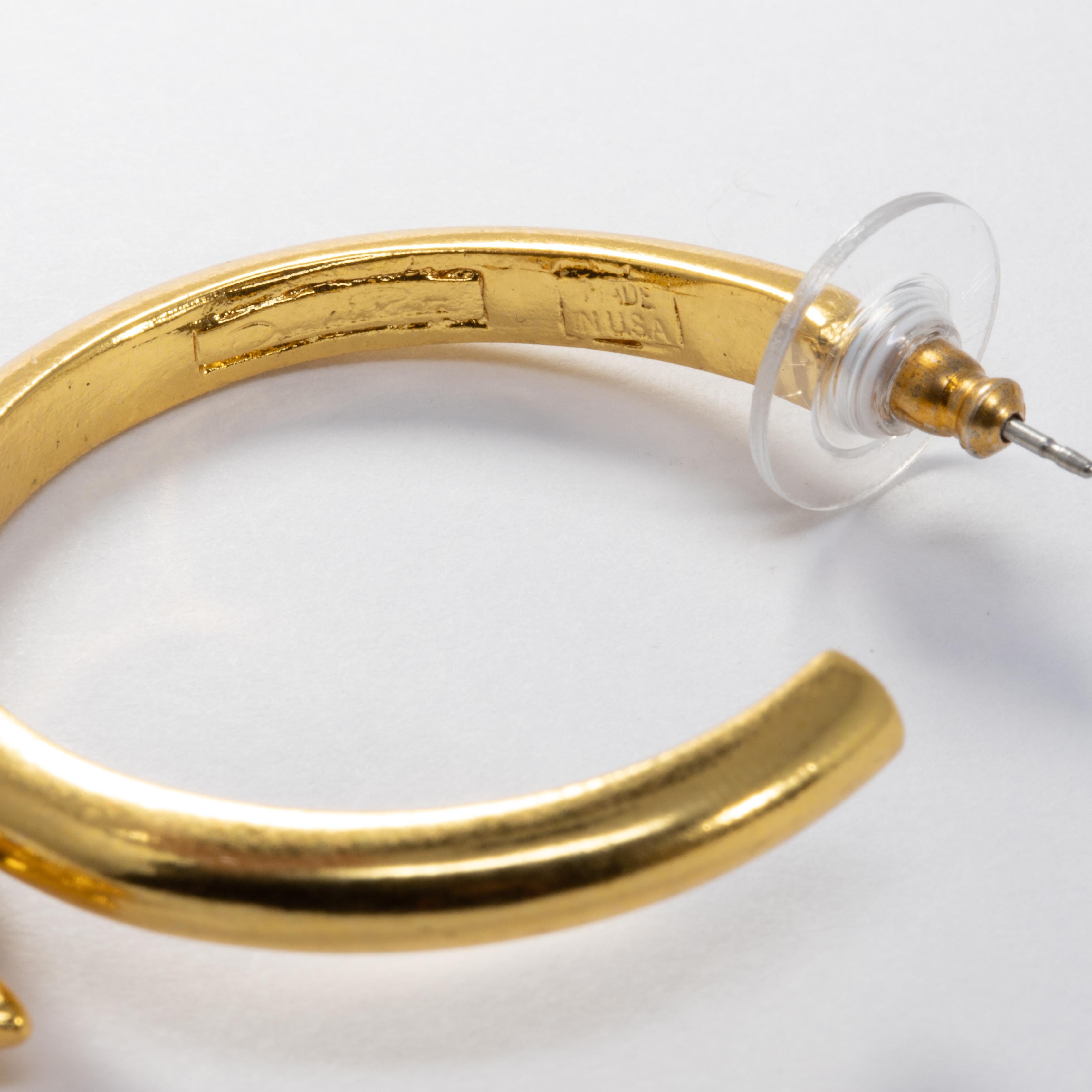 Oscar de la Renta Créoles ouvertes et boucles d'oreilles en forme de singe pendantes en or en vente 1