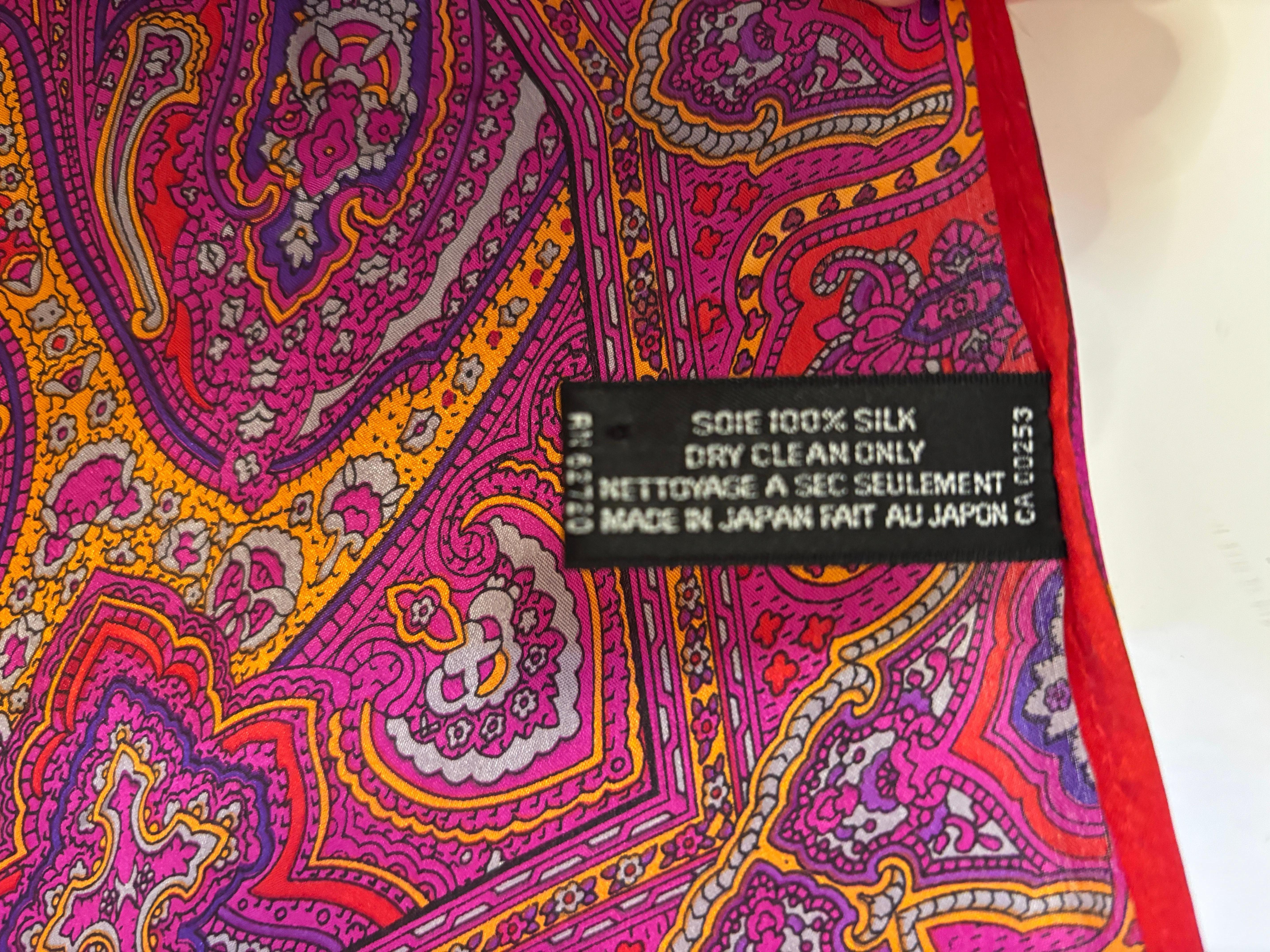 Oscar de La Renta Paisley Silk Oblong Scarf in Reds and Fuchsia For Sale 11
