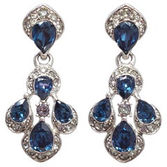 Oscar de la Renta Parlor Kristalltropfen-Ohrringe:: blau:: grau:: silberfarben