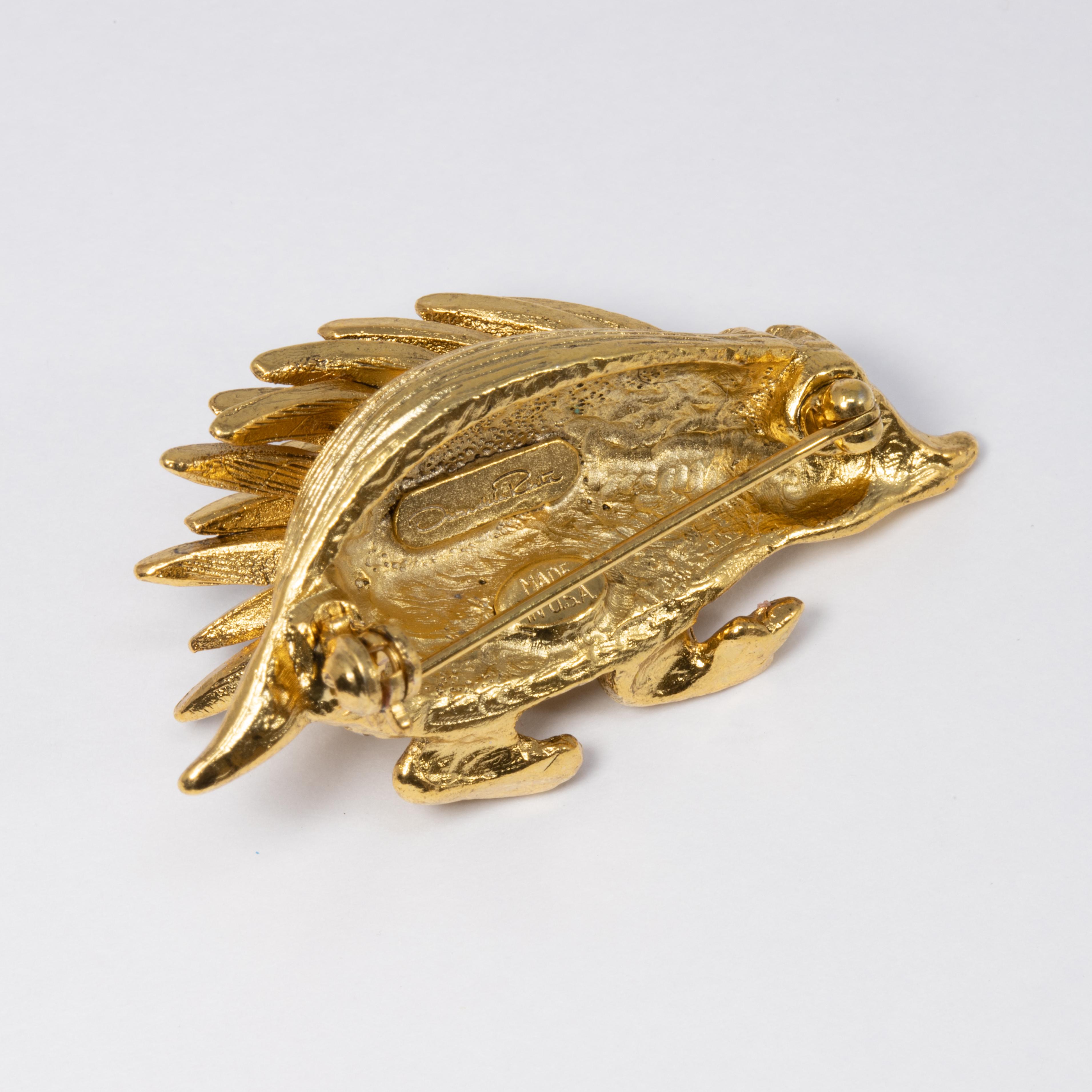 Oscar de la Renta Broche hibou en cristal pavé, épingle en or Neuf - En vente à Milford, DE
