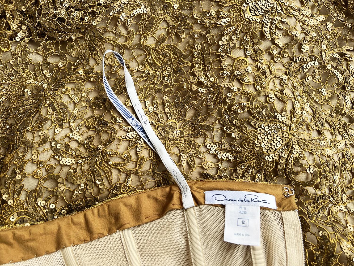 Oscar De La Renta PF 2012 Gold Lace Sequin Embellished Dress Gown + Jacket  For Sale 6