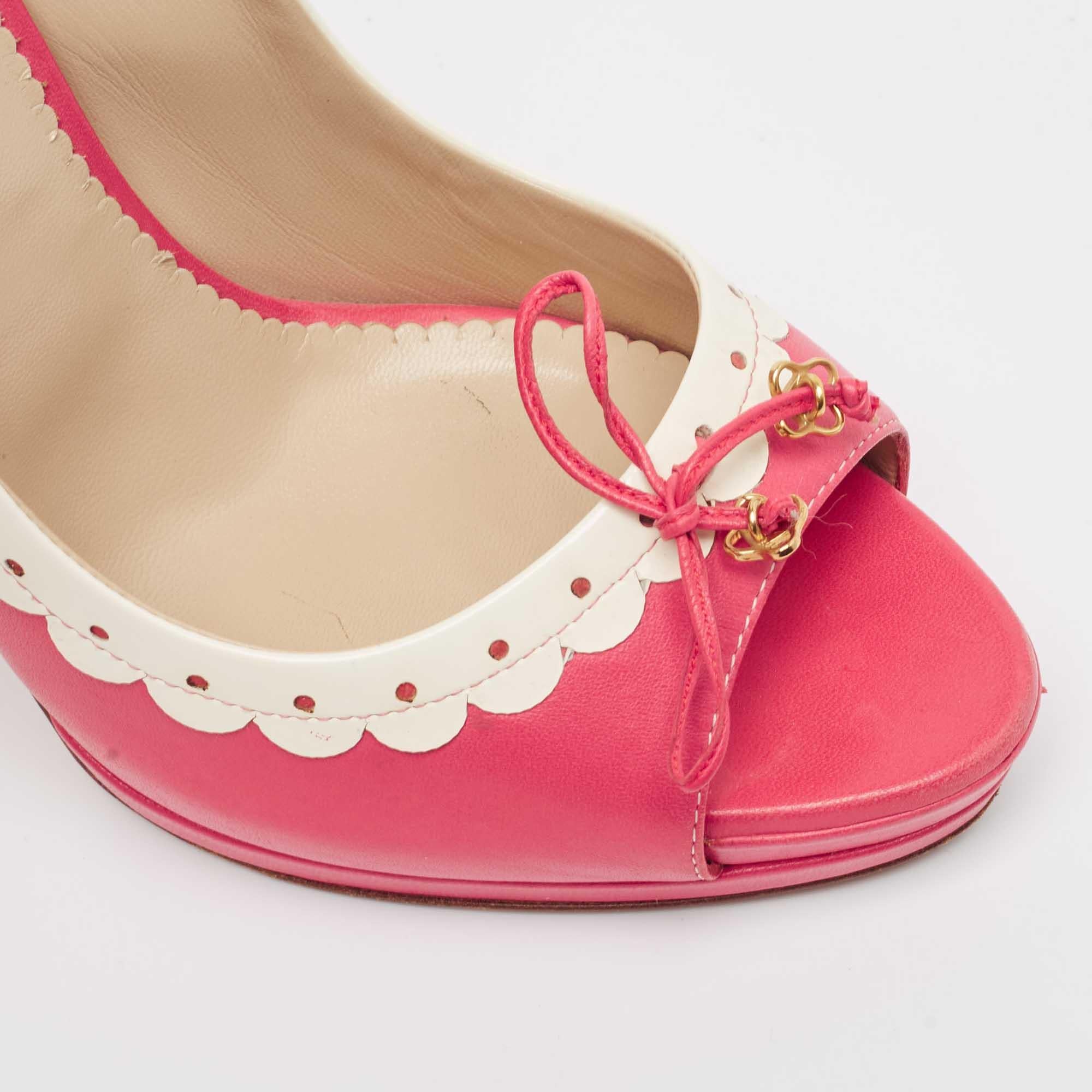Oscar De La Renta Bombas de punta de cuero rosa/blanco Talla 40 2