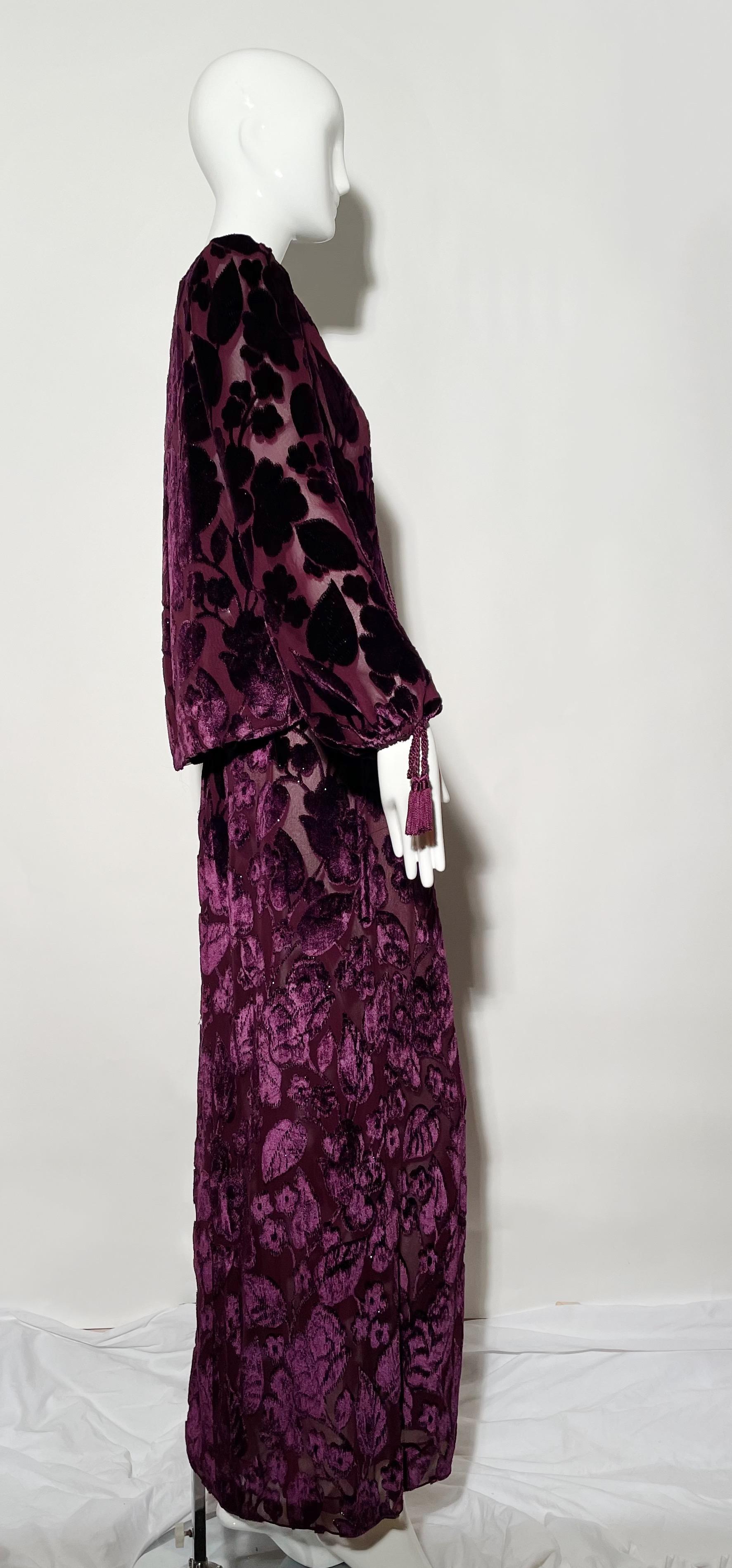 Oscar de la Renta Plum Velvet Skirt Set  For Sale 1