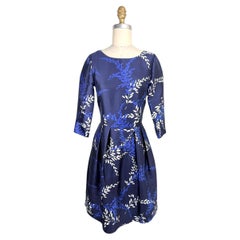 Oscar de la Renta Pre-Fall 2017 Navy Laurel Print Silk Blend Cocktail Dress