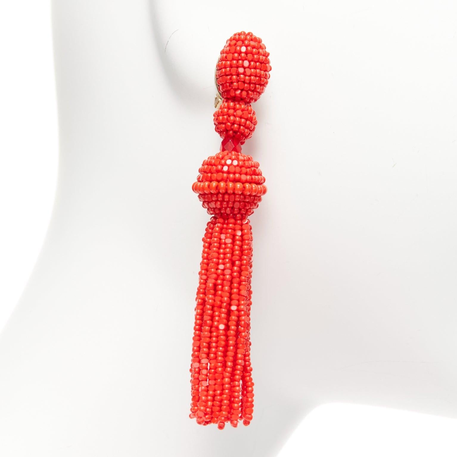 Oscar De La Renta, orecchini a clip con nappe di perline rosse e lampadario pendente in vendita 1