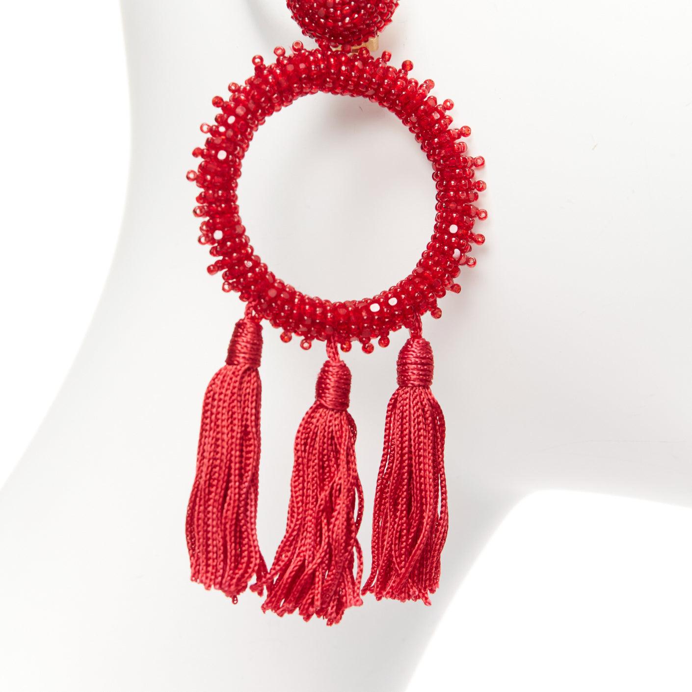 OSCAR DE LA RENTA red beaded tassel fringe hoop dangling clip on earrings pair For Sale 2