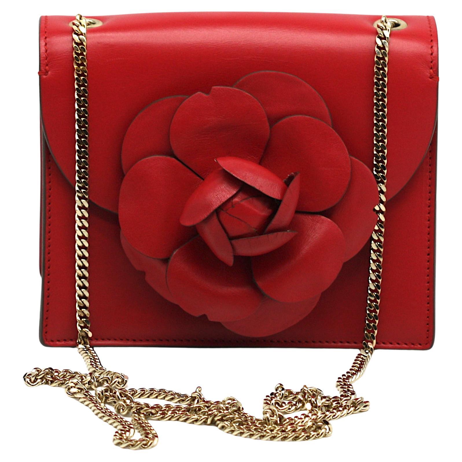 Oscar De La Renta Rote Saffiano Leder Flora Handtasche im Angebot
