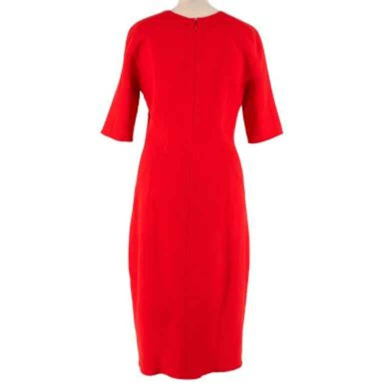 Oscar de la Renta Red Wool Crepe Midi Dress

- Mid weight crepe body 
- Diamond top stitch details 
- Pleated skirt 
- Half sleeves 
- Bateau neckline 
- Mid length

Materials: 
100% Wool 

Made in Italy 

Dry clean only 

PLEASE NOTE, THESE ITEMS