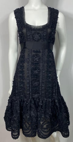 Oscar de La Renta Resort 2008 Black silk appliqué sleeveless dress - Size 6