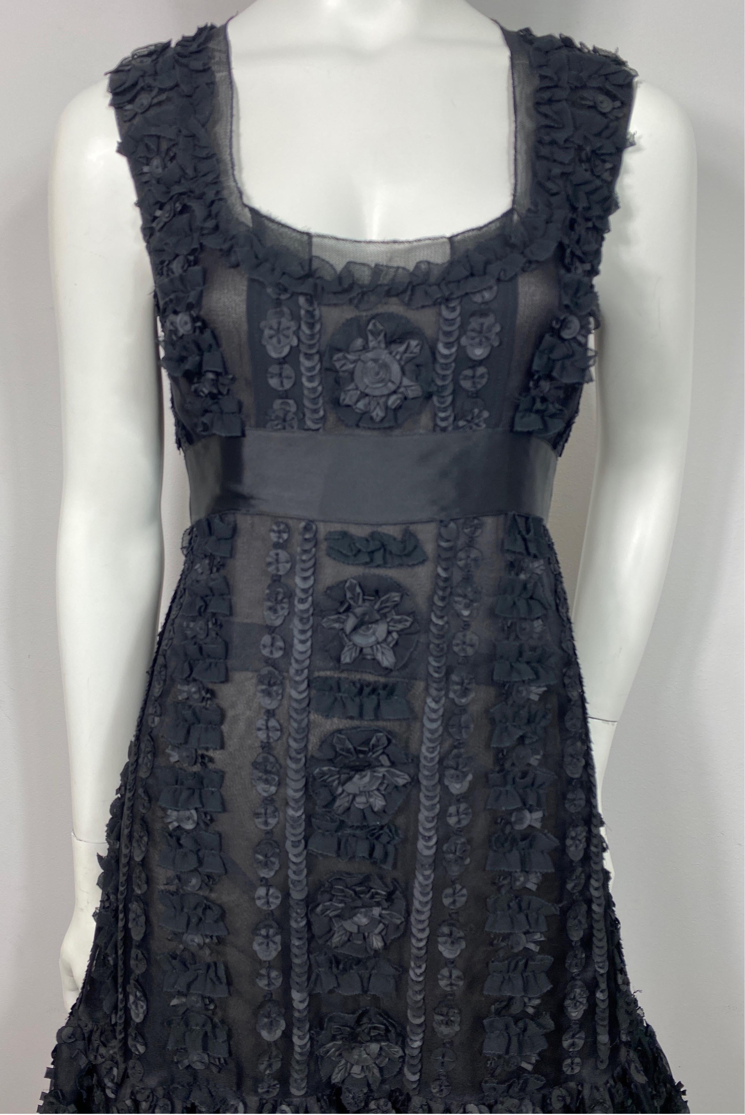 Oscar de La Renta Resort 2008 Black silk appliqué sleeveless dress - Size 6 For Sale 1