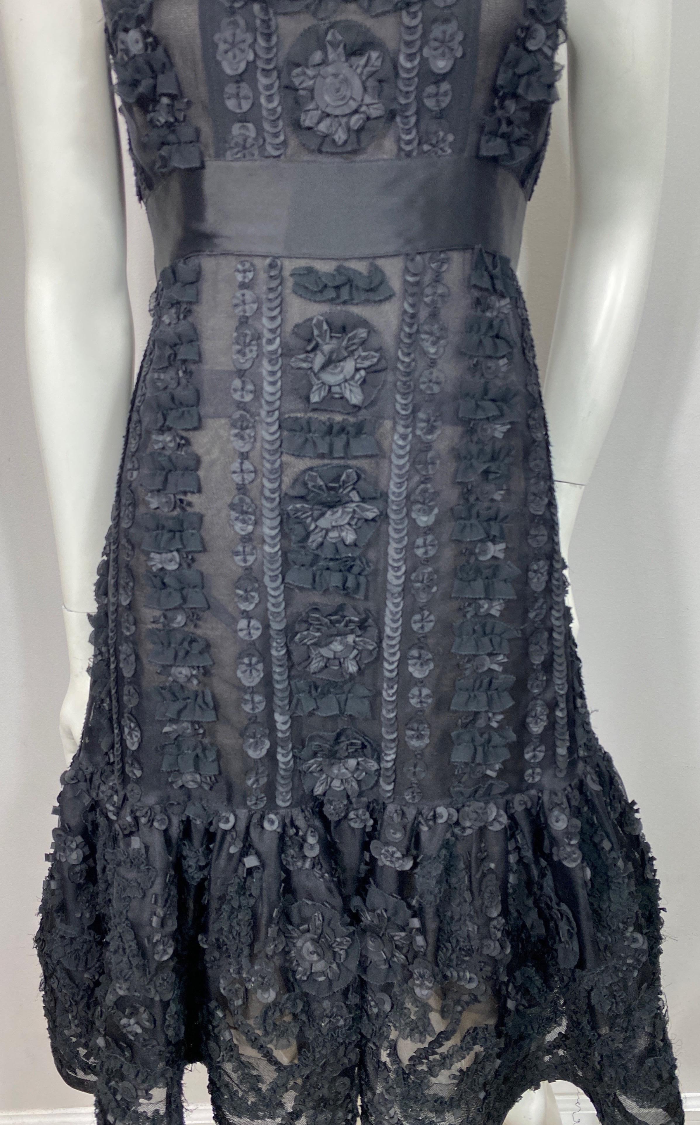 Oscar de La Renta Resort 2008 Black silk appliqué sleeveless dress - Size 6 For Sale 2