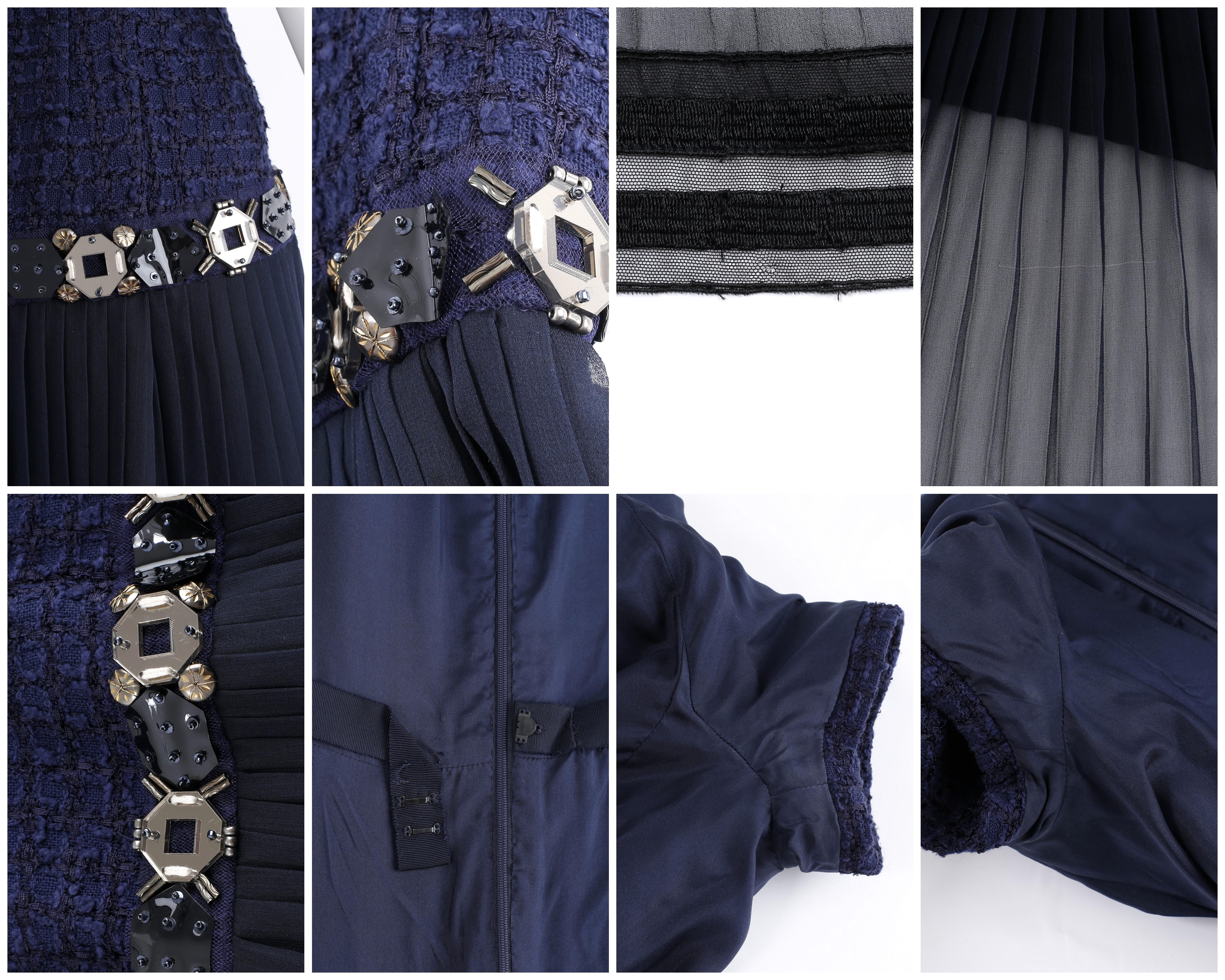 Oscar De La Renta Resort 2010 Blue Embellished Tweed Fit & Flare Pleated Dress 4 For Sale 6