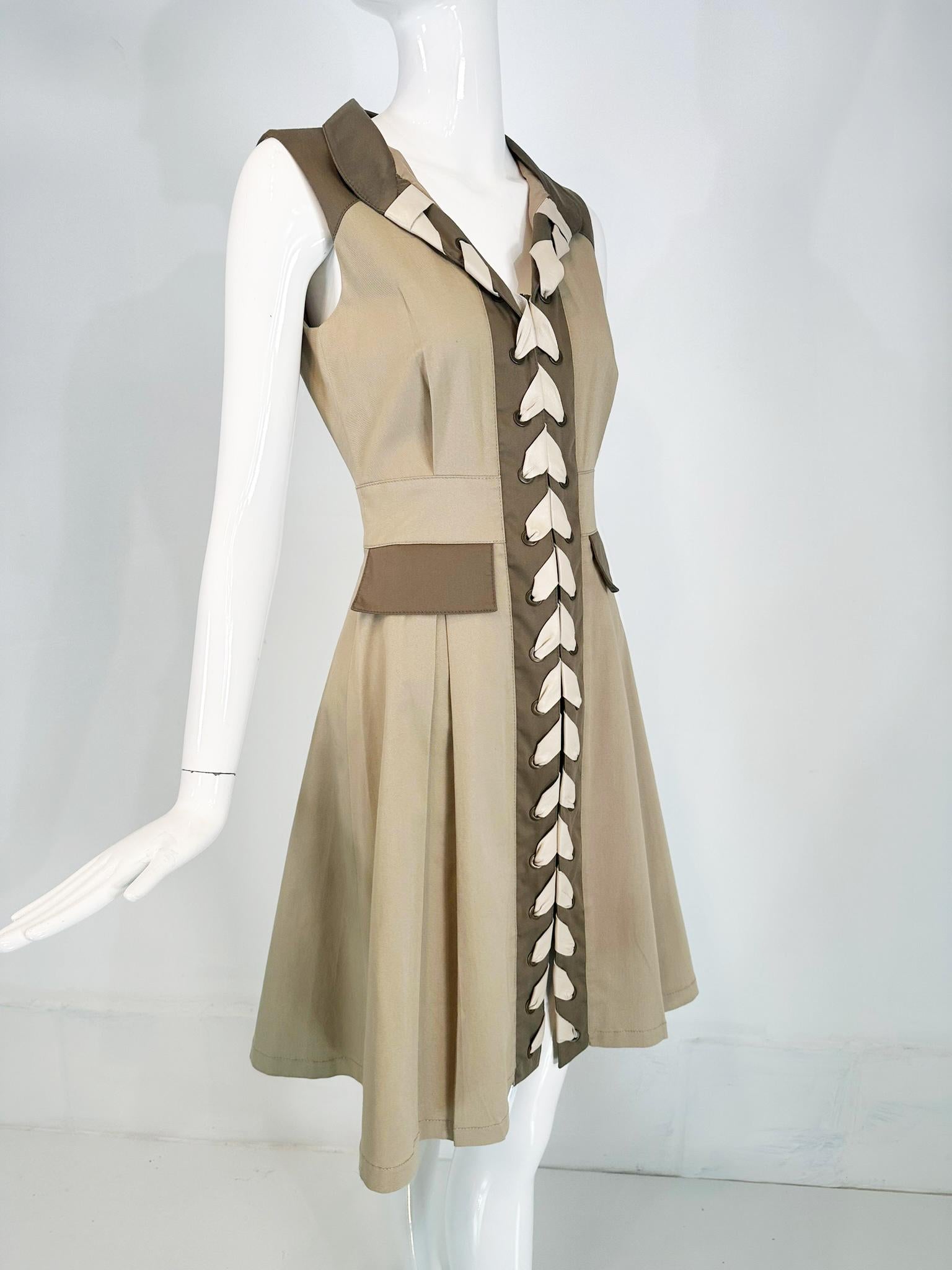 Oscar de la Renta Resort 2011 Two Tone Khaki Twill & Leather Safari Style Dress For Sale 7
