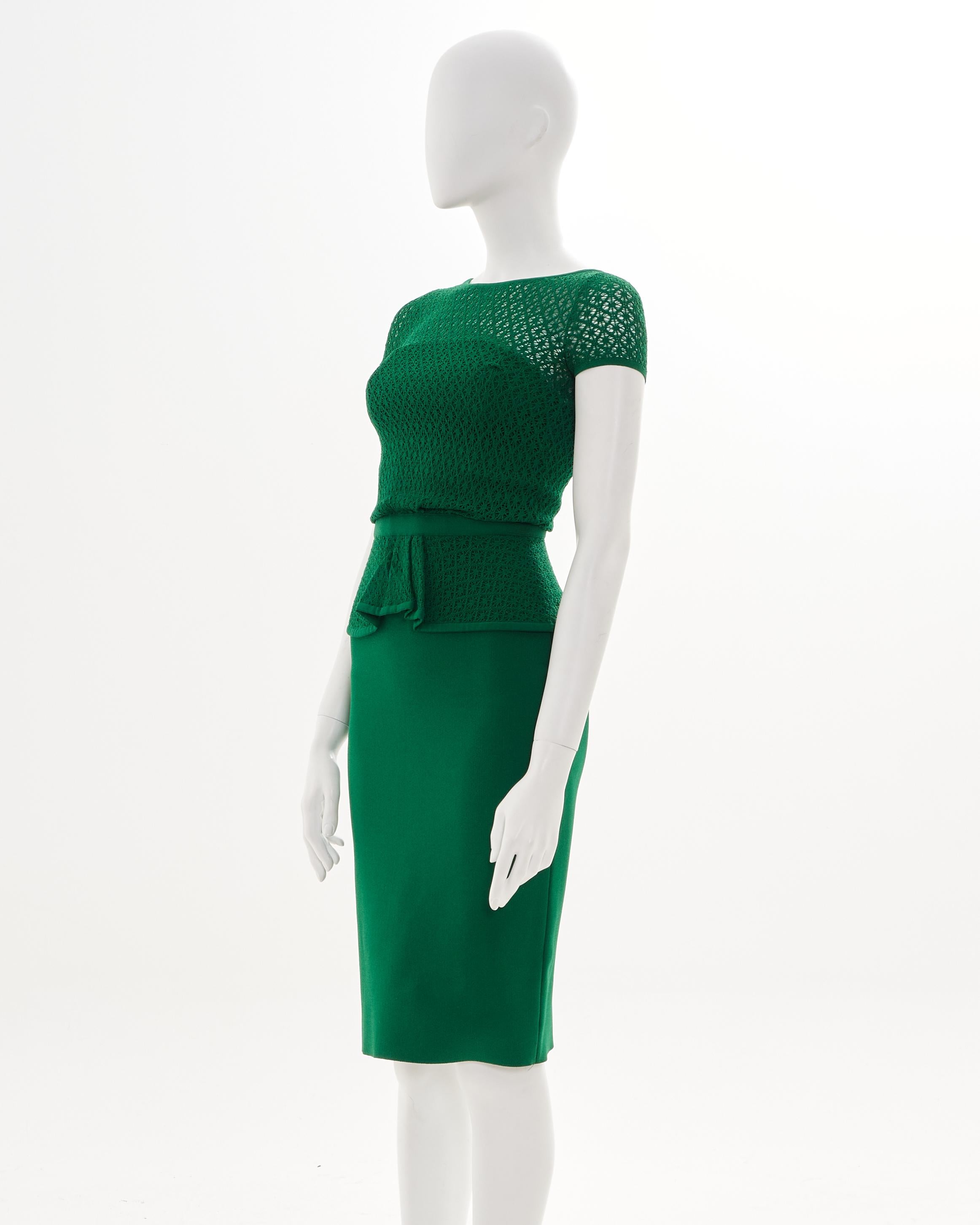 - Designed by Oscar de la Rena
- Sold by Skof.Archive
- Resort 2013 Collection
- Knitted Midi Dress
- Short sleeves design
- Semitransparent at the top
- Ruffle waist
- Midi Length
- Made in France
- Excellent condition
- Materials: Viscose
- Size: