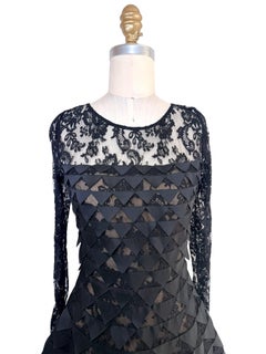 Oscar de la Renta Resort 2018 Black Lace Geometric Appliqué Cocktail Dress