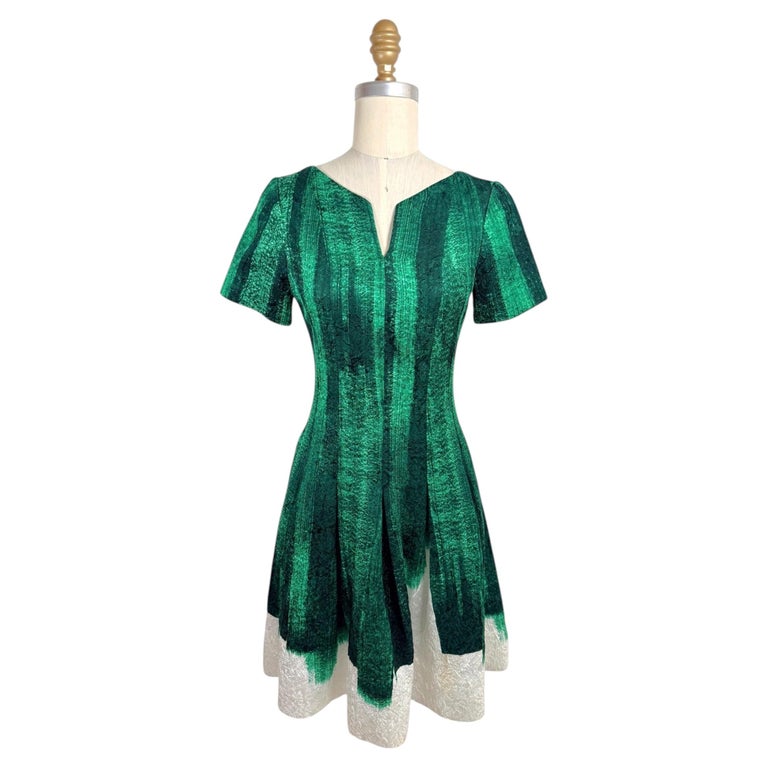 asos green kimono dress floral bias cut maxi sleeves Lace up back 18 on label but best fit uk 14-16 55” length £24 back adds a hint main image 1