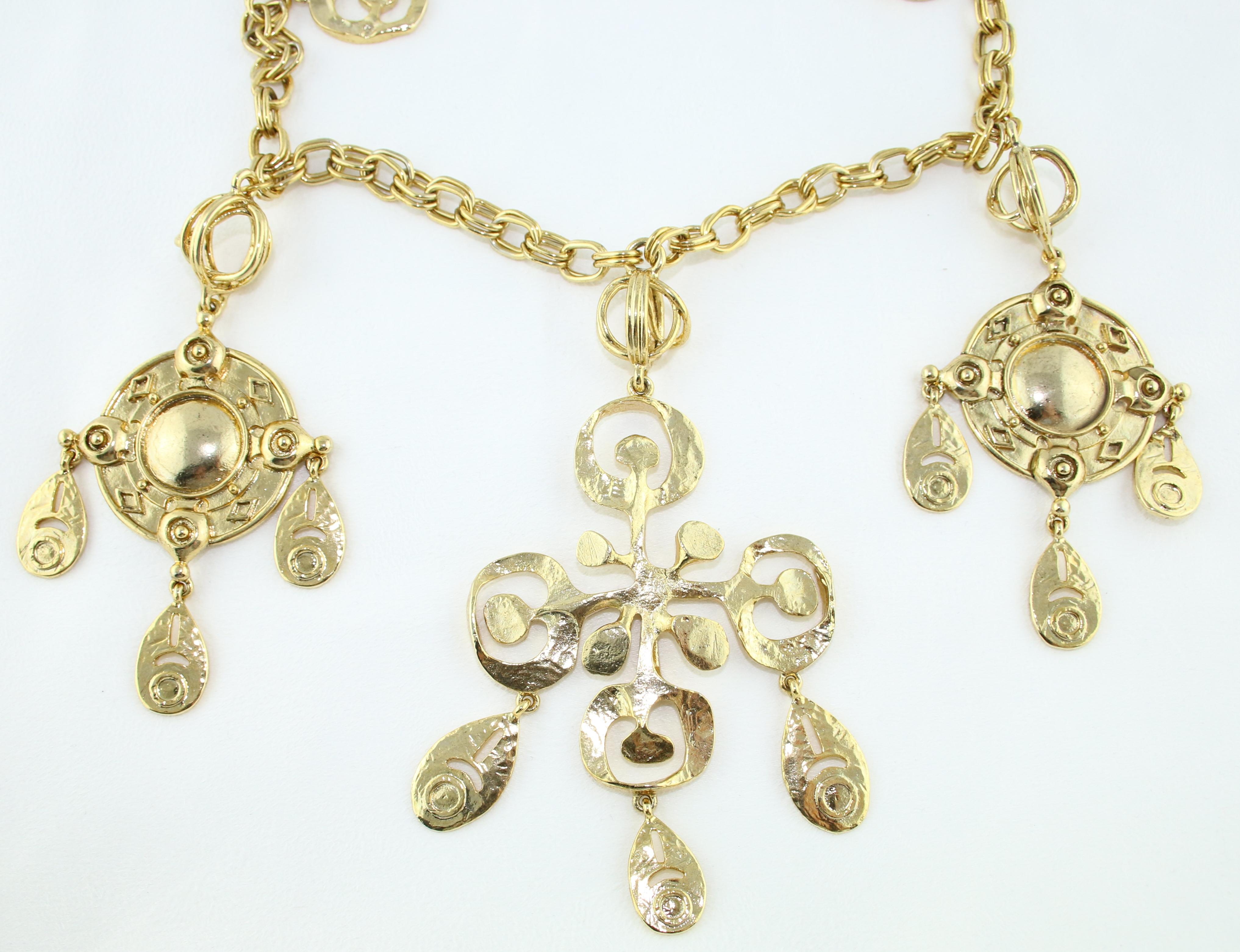 Women's Oscar De La Renta Roman Gold Tone Cross & Shield Necklace/Belt For Sale
