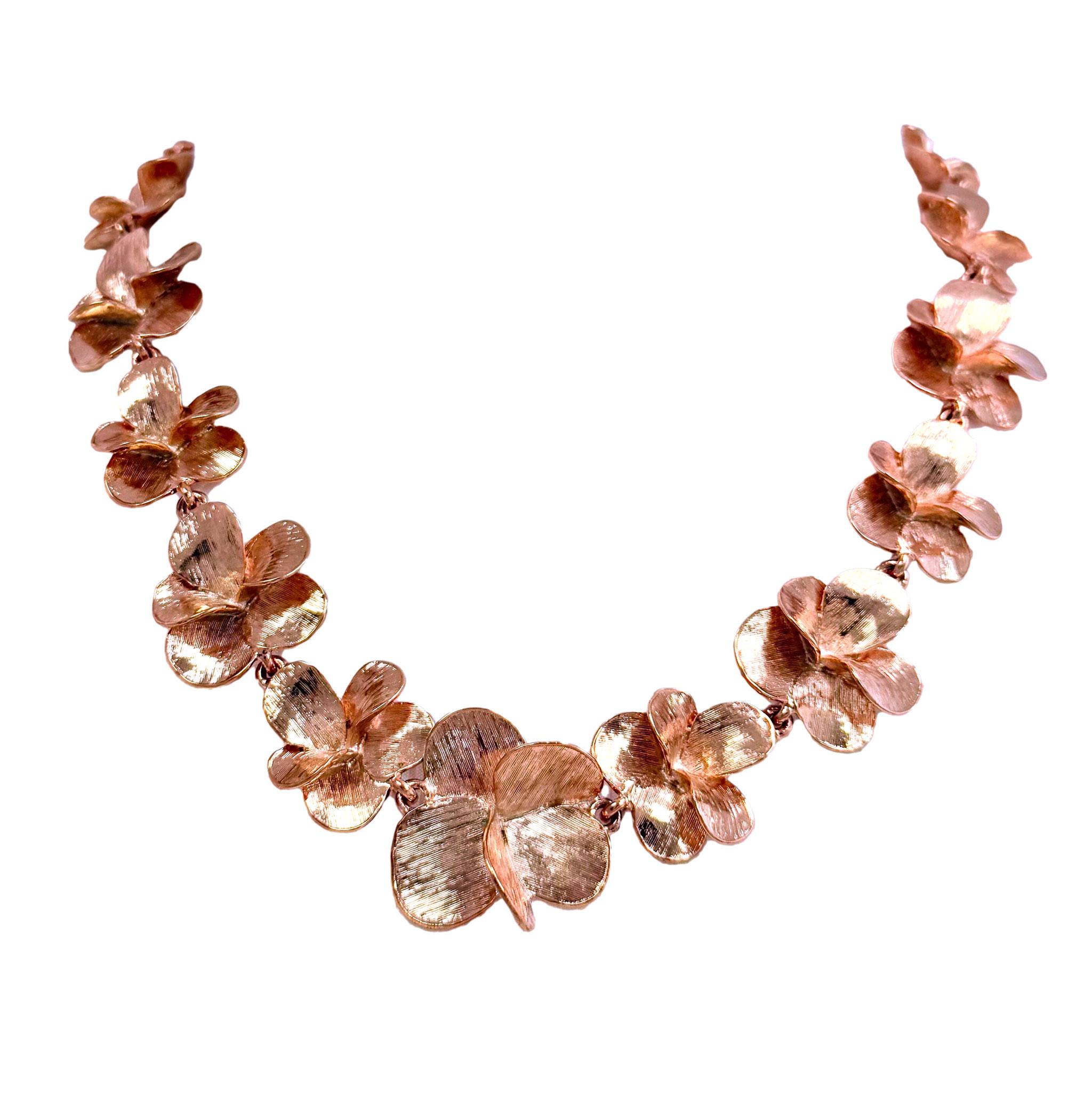 Contemporary Oscar De La Renta Rose Gold Pansy Necklace Impressionistic Floral Design For Sale