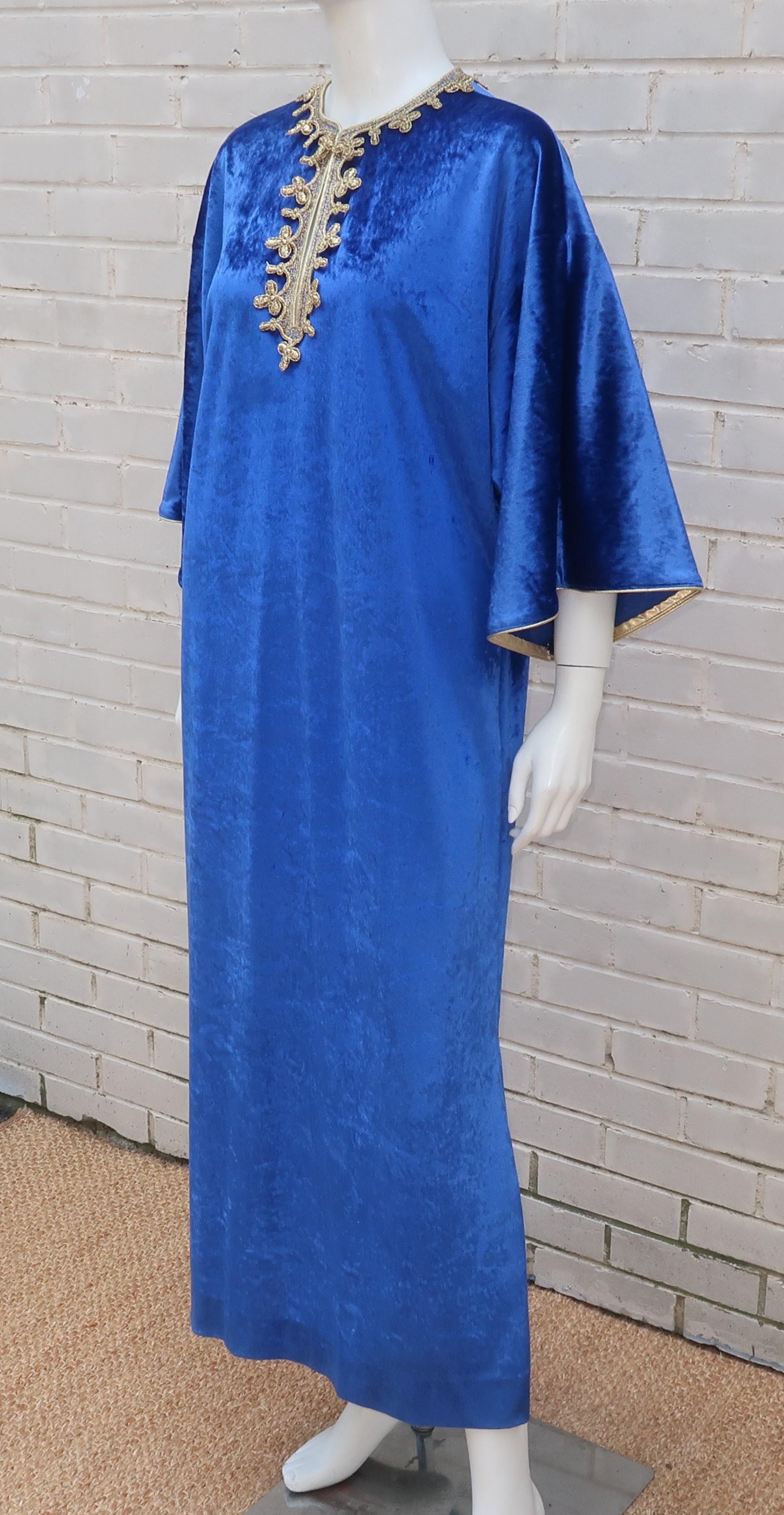 Oscar de La Renta Royal Blue Velvet Caftan Dress With Gold Trim, 1980's 3