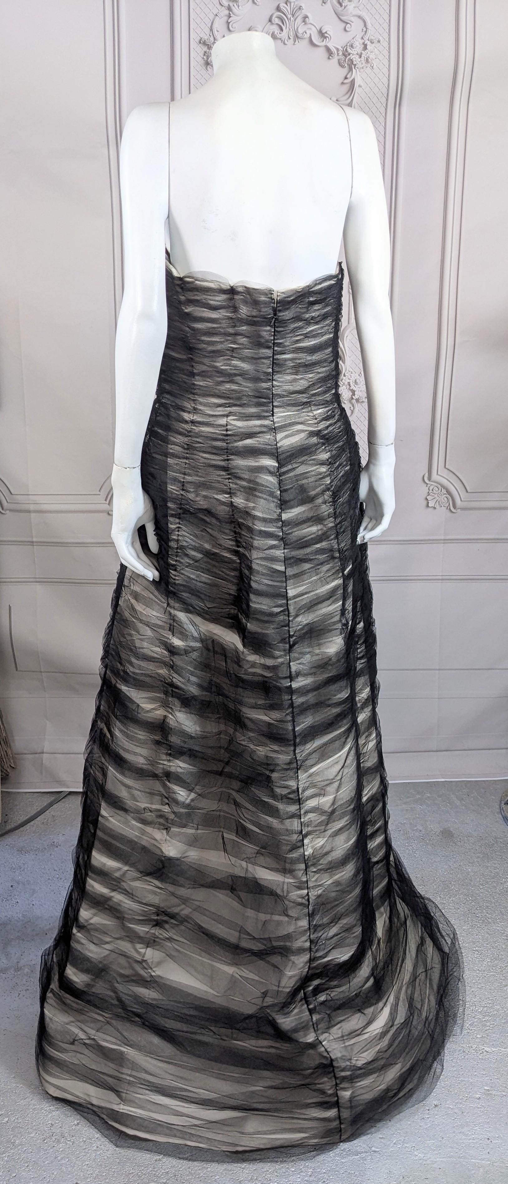 Oscar de la Renta Ruched Tulle and Satin Gown For Sale 6