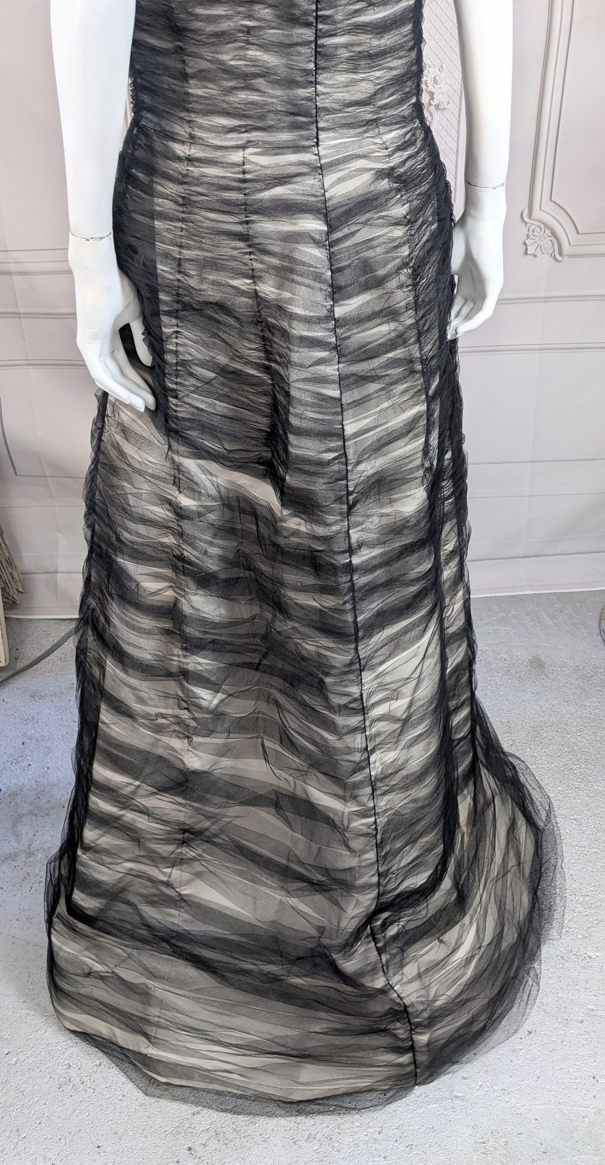 Oscar de la Renta Ruched Tulle and Satin Gown For Sale 7