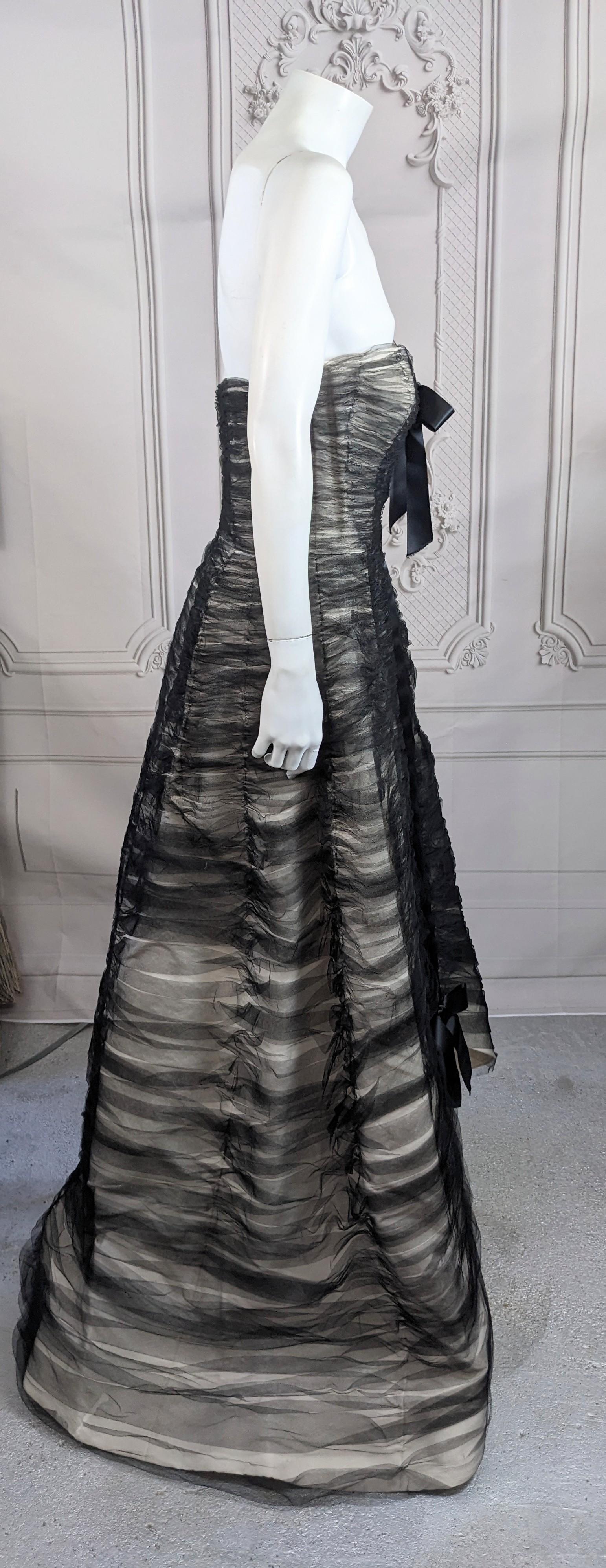 Oscar de la Renta Ruched Tulle and Satin Gown For Sale 8