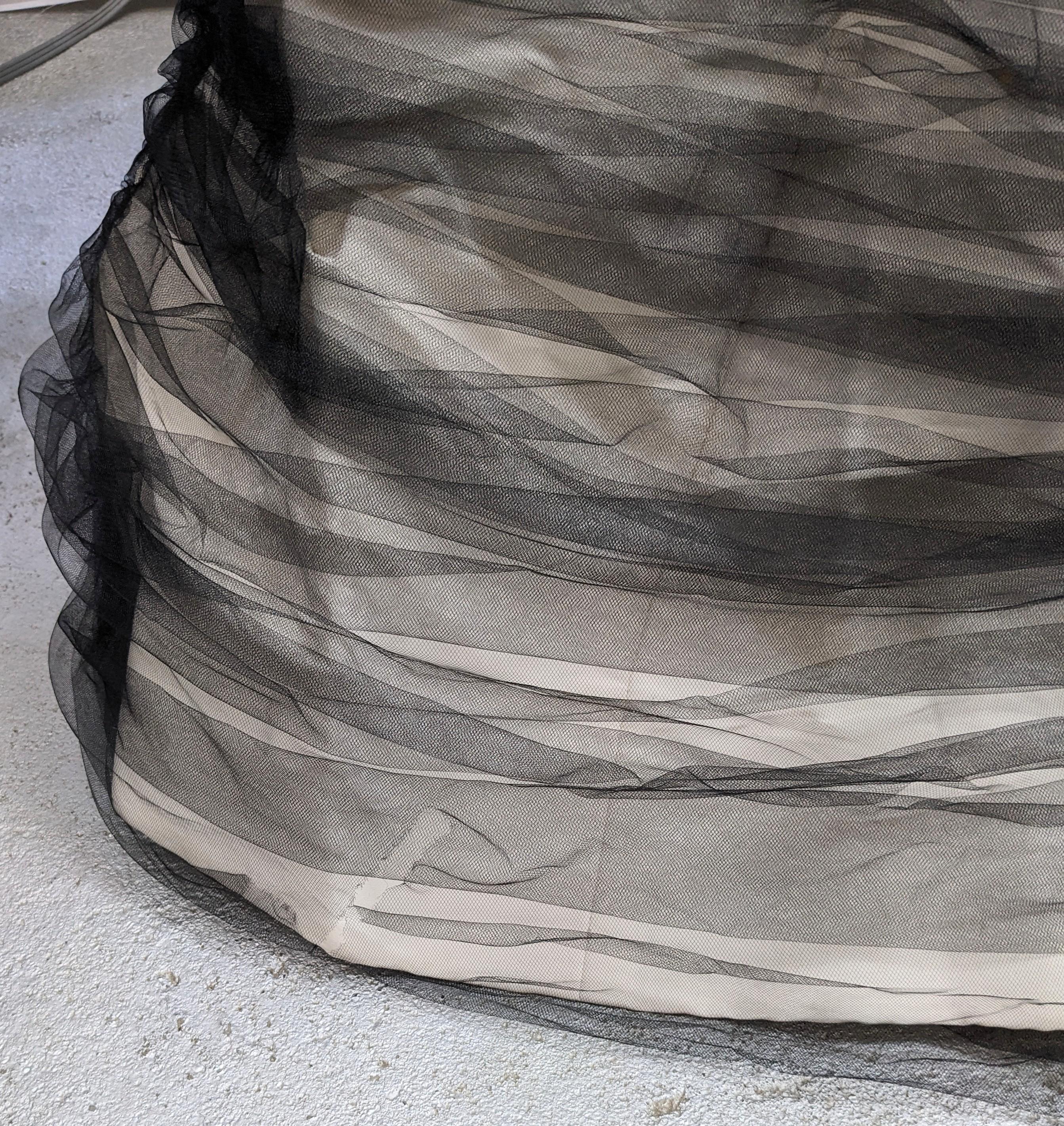 Oscar de la Renta Ruched Tulle and Satin Gown For Sale 11