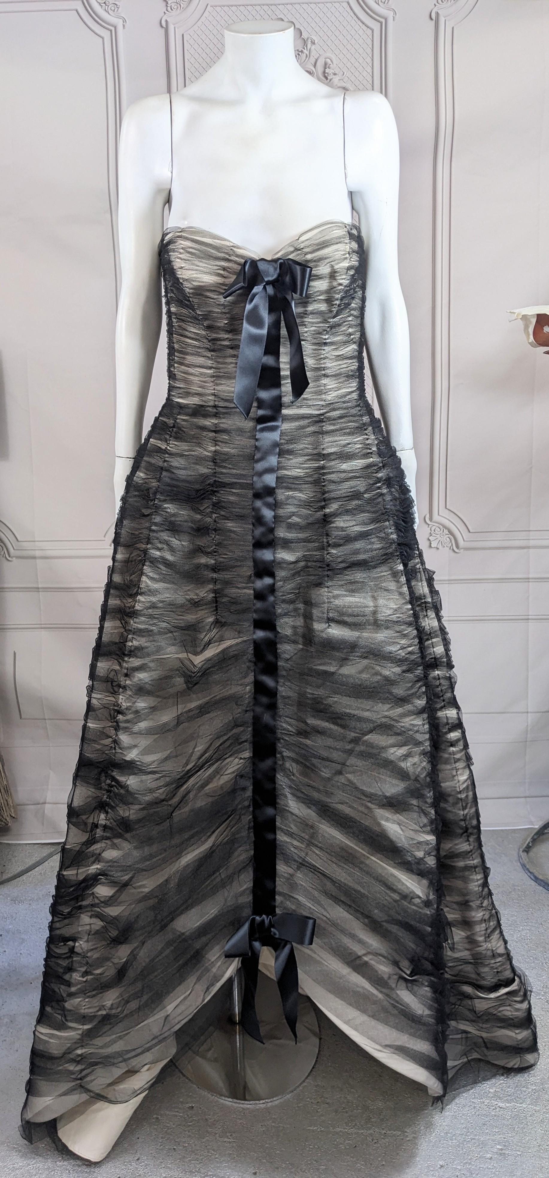 Oscar de la Renta Ruched Tulle and Satin Gown For Sale 12