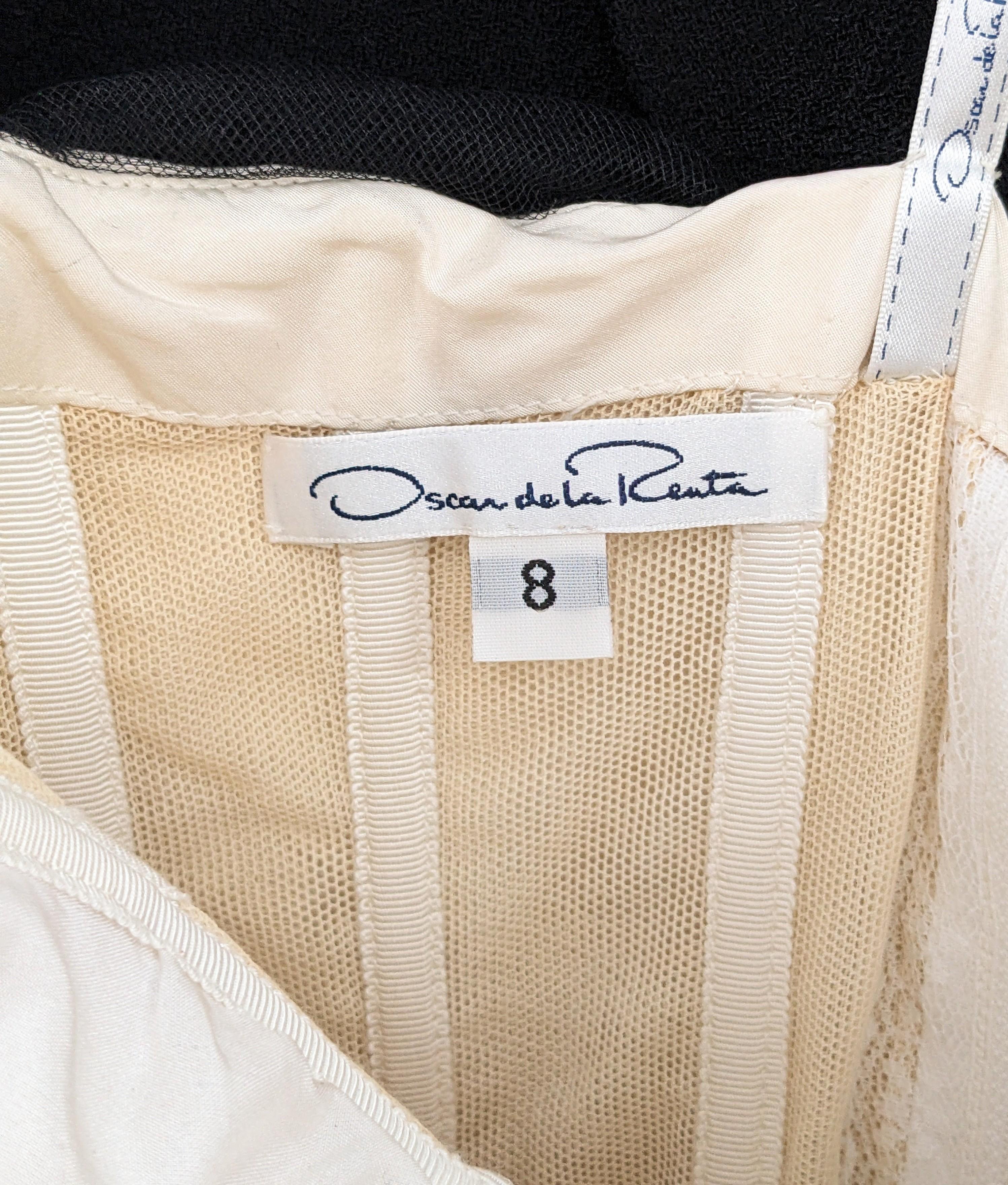 Oscar de la Renta Ruched Tulle and Satin Gown For Sale 13